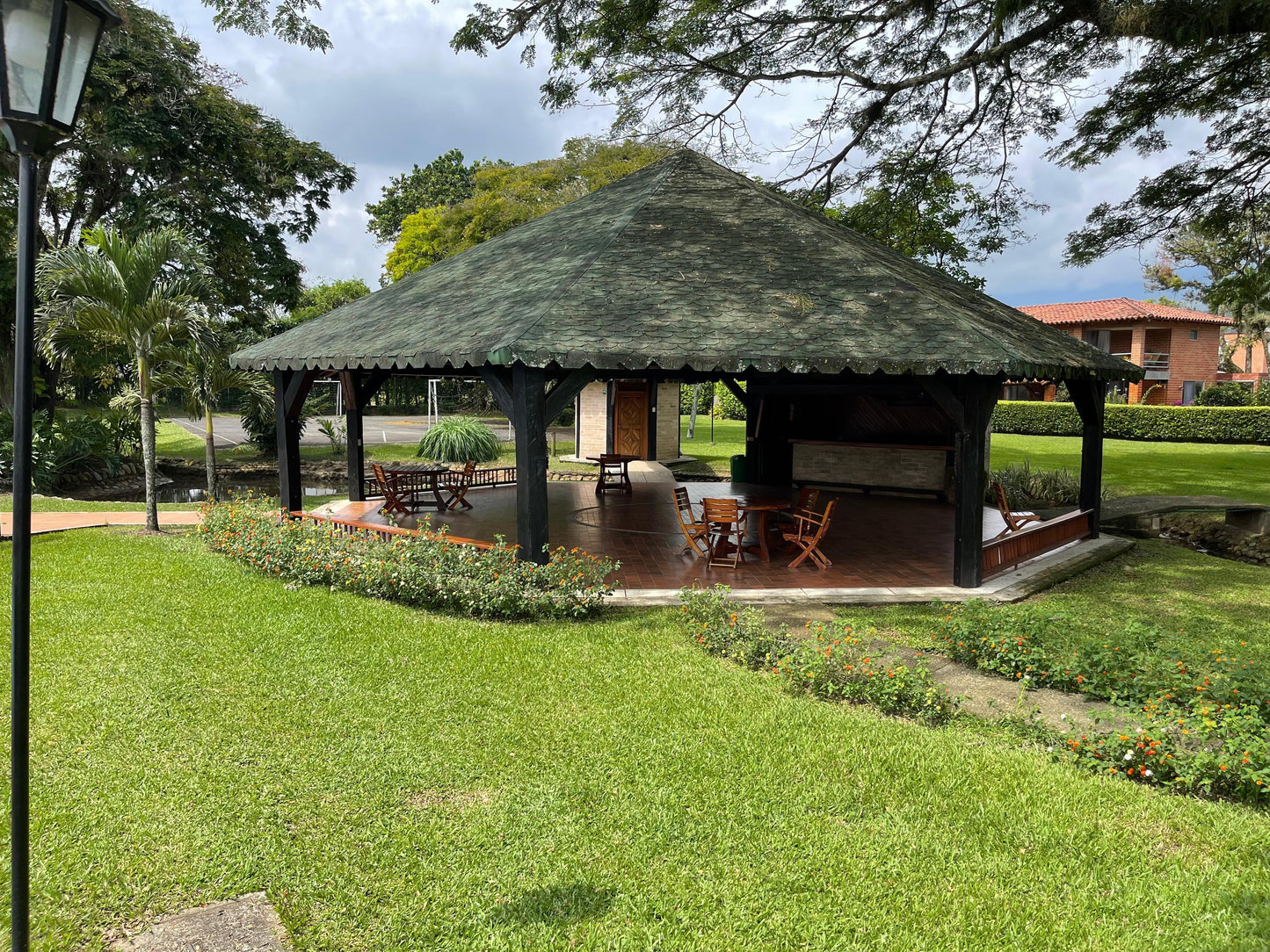 CASA EN RENTA EN GUADUALES DE LAS MERCEDES ALFAGUARA JAMUNDI