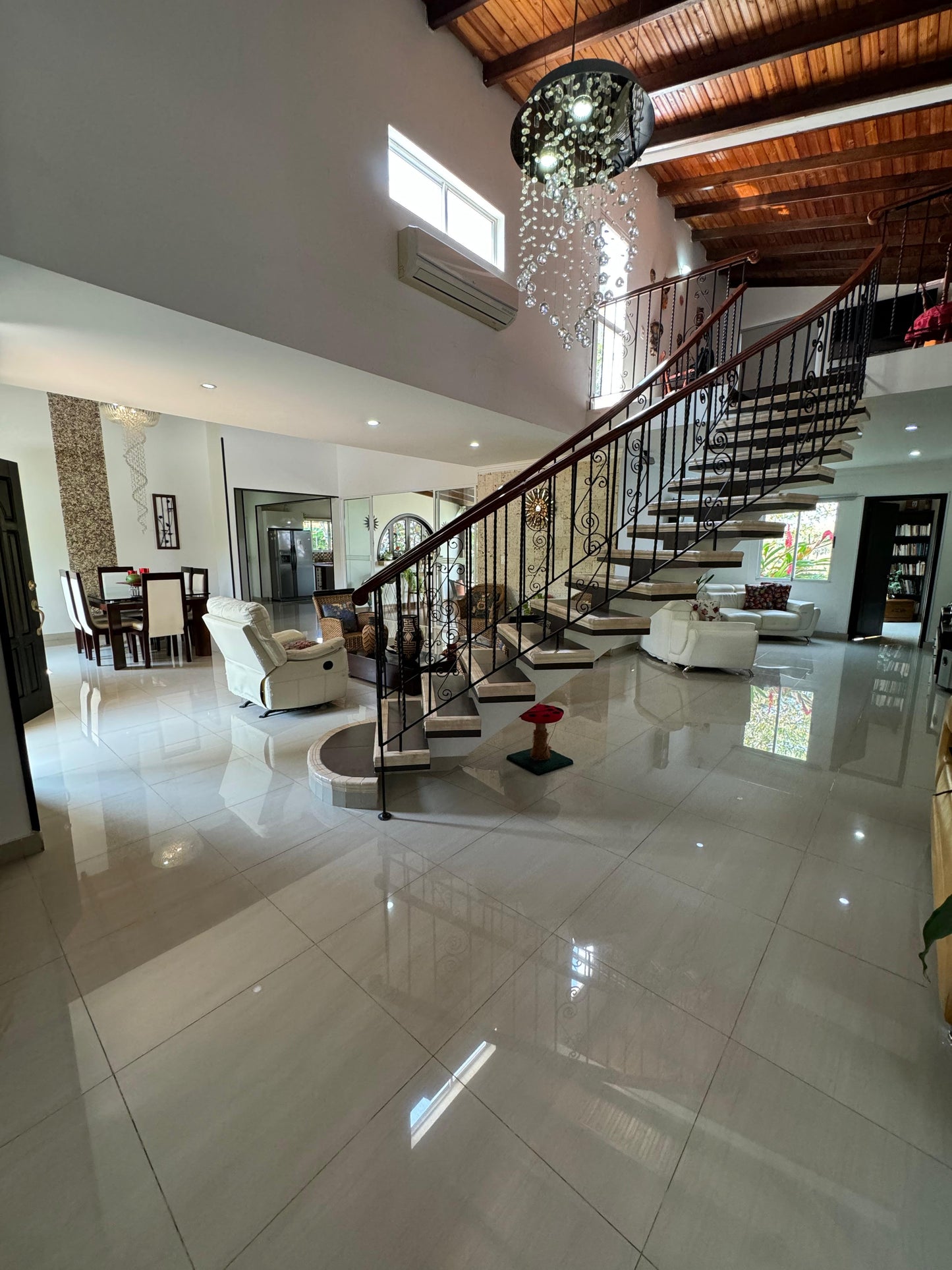 CASA EN VENTA PANCE CALI