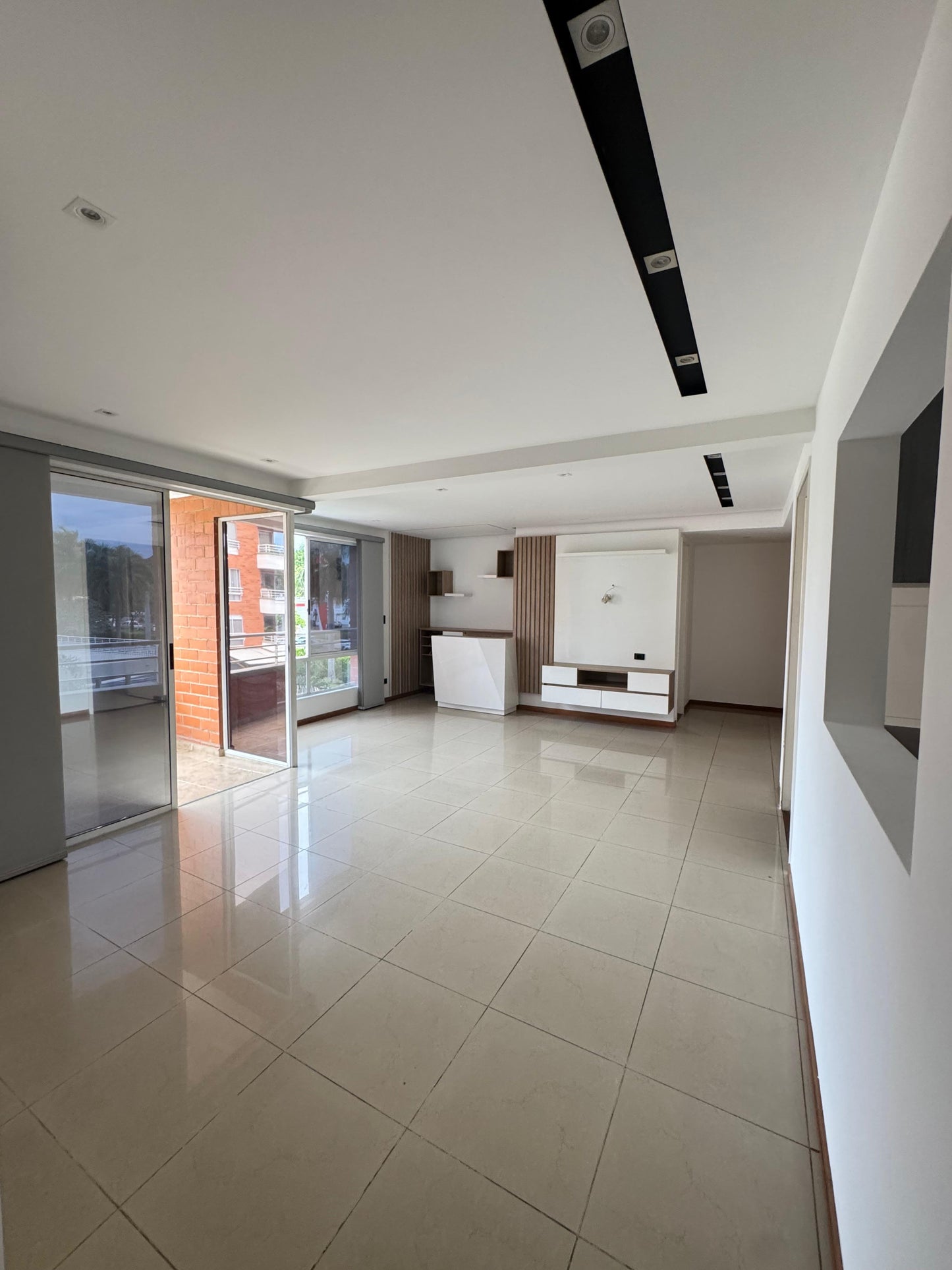 APARTAMENTO EN ALQUILER EN CIUDAD JARDÍN CALI