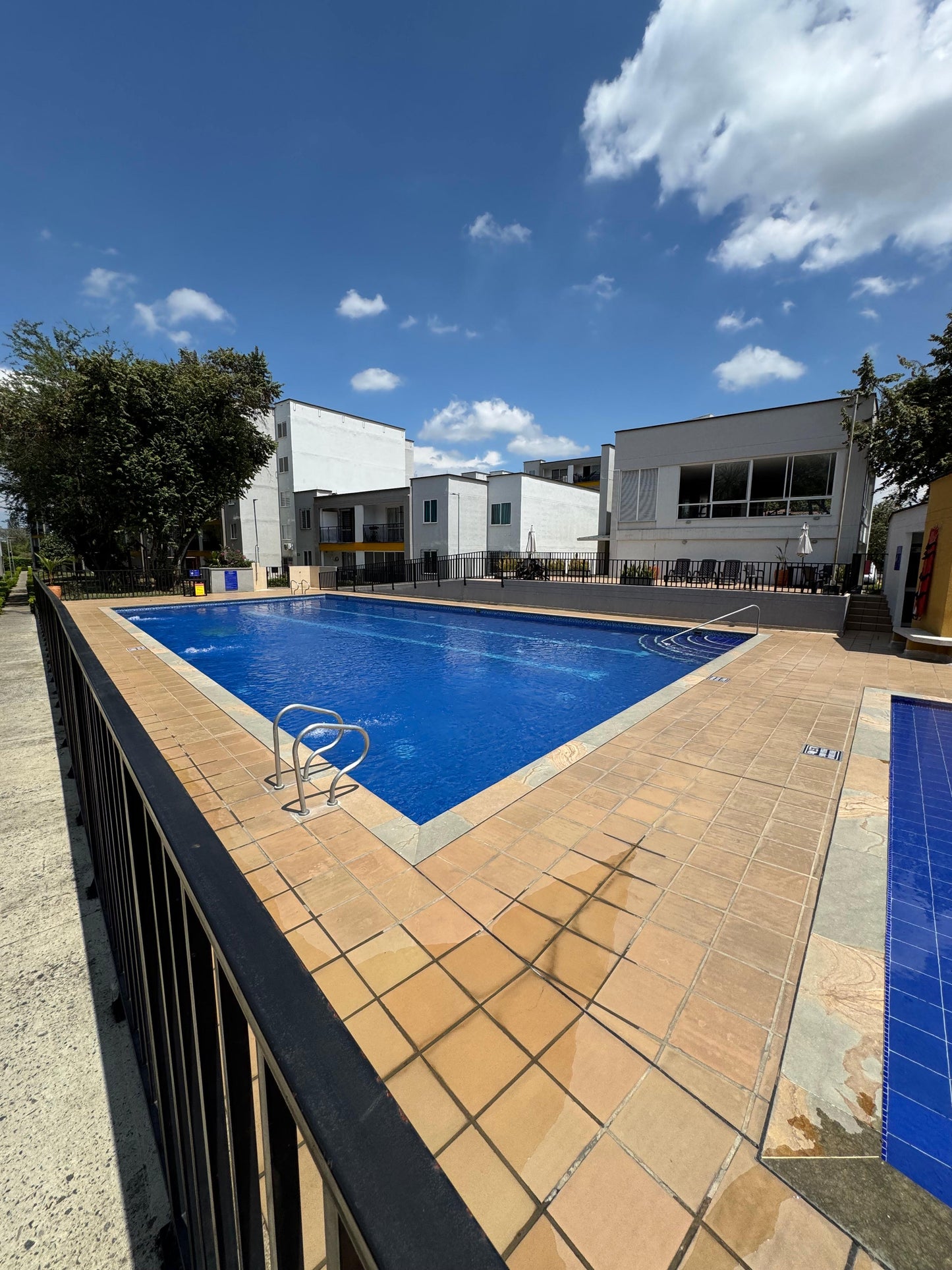 APARTAMENTO EN VENTA UNIDAD VENTURA CIUDAD PACIFICA CALI