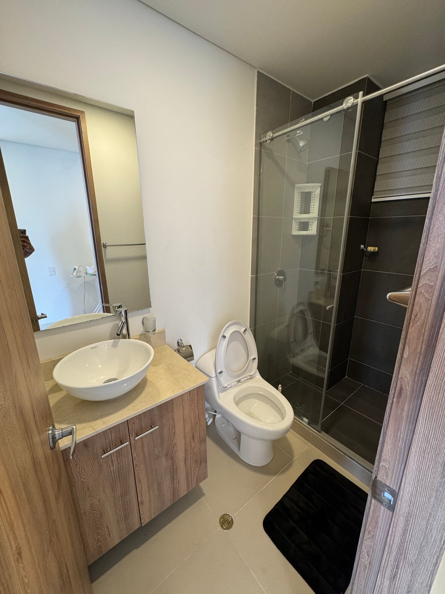 APARTAMENTO AMOBLADO EN ALQUILER NUEVA TEQUENDAMA CALI torre cosmoplaza