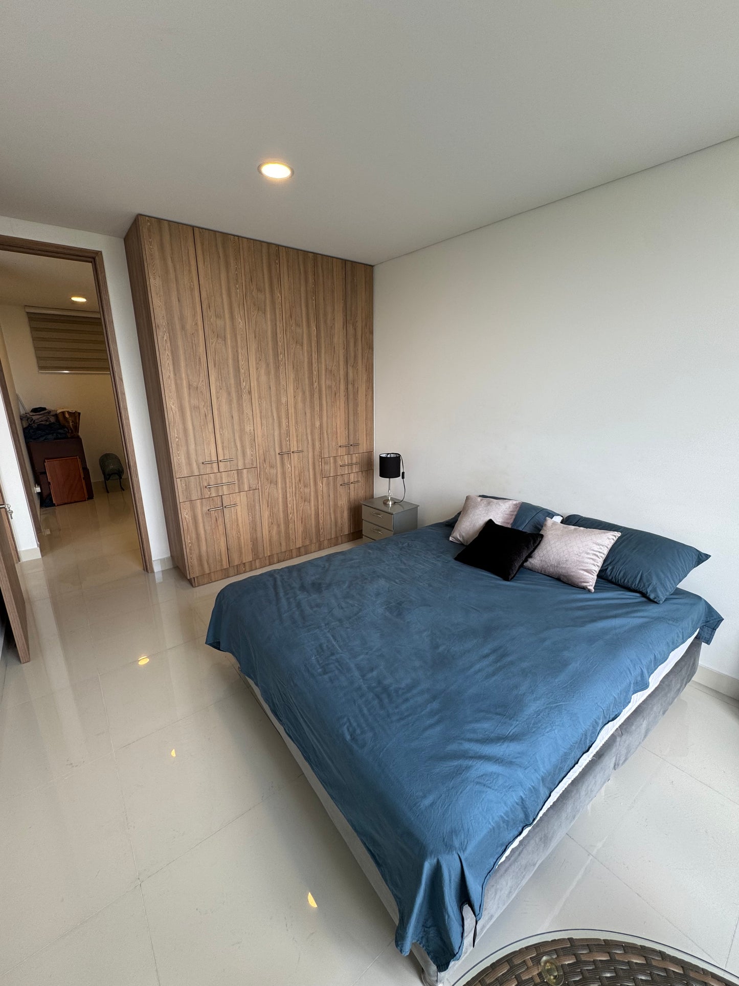 APARTAMENTO AMOBLADO EN ALQUILER NUEVA TEQUENDAMA CALI torre cosmoplaza