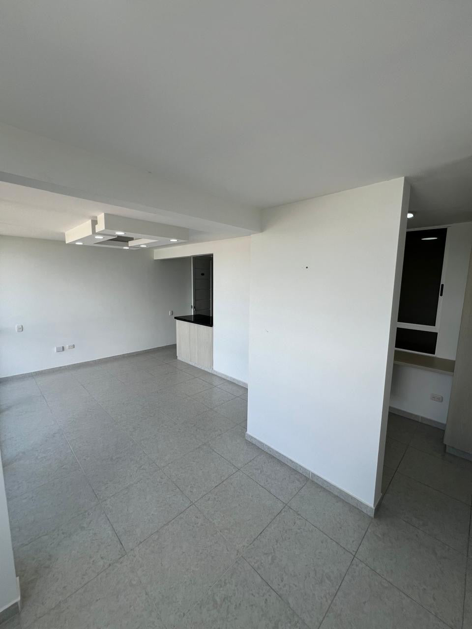 APARTAMENTO A LA VENTA EN VALLE DE LILI UNIDAD BELATERRA