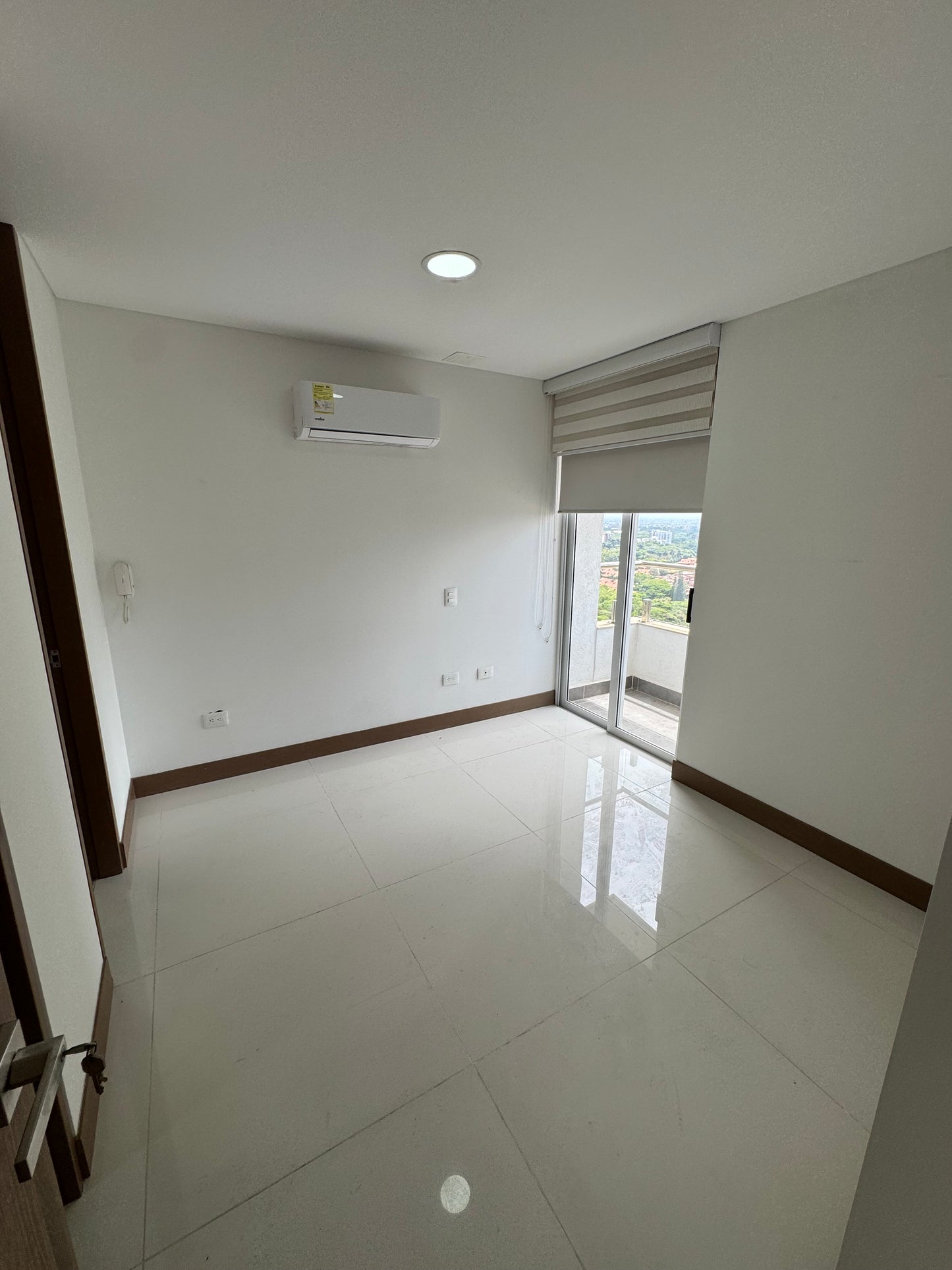 APARTAMENTO EN RENTA CIUDAD JARDÍN PARTE ALTA CALI