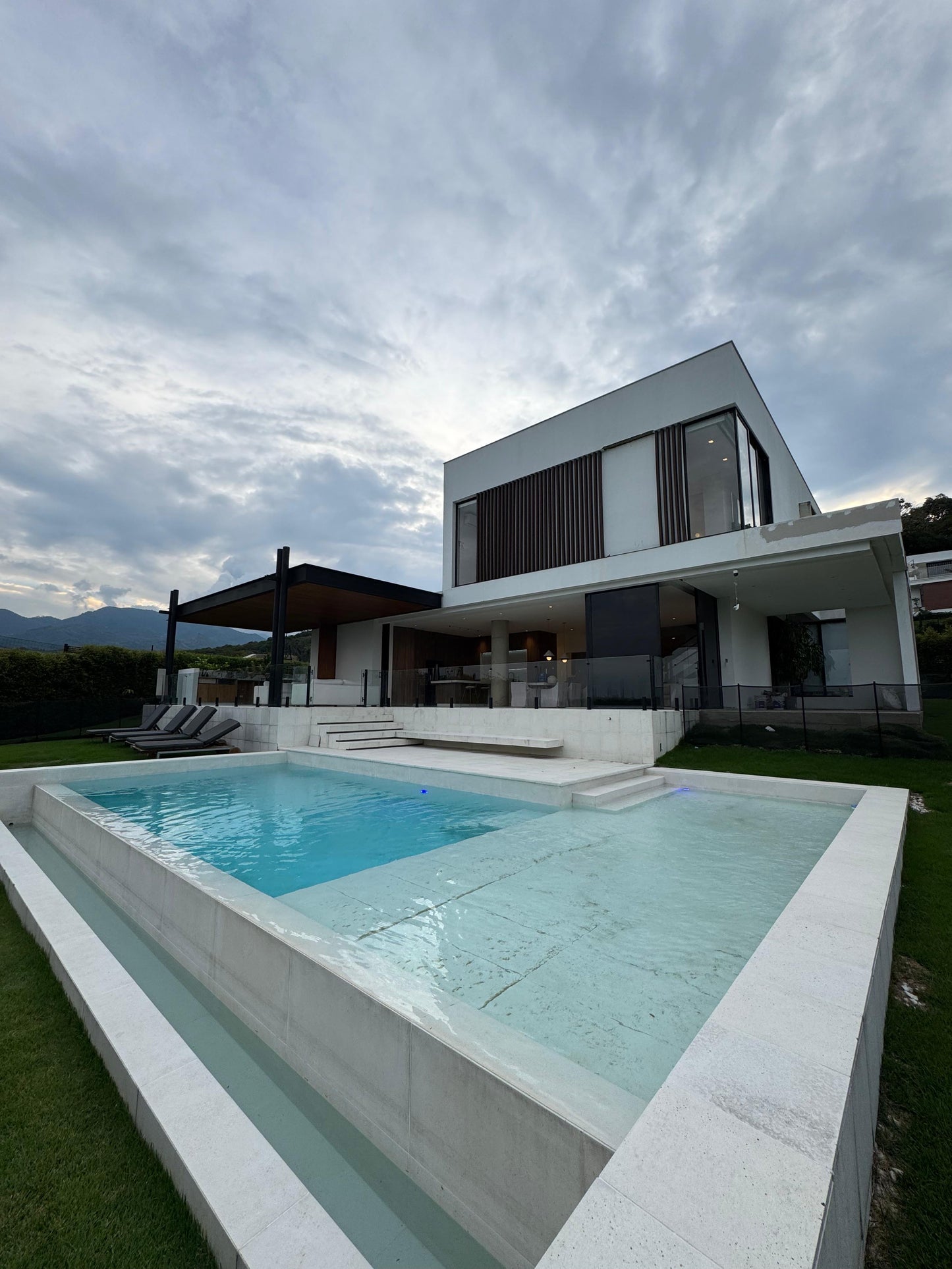 CASA EN VENTA EN PANCE CALI