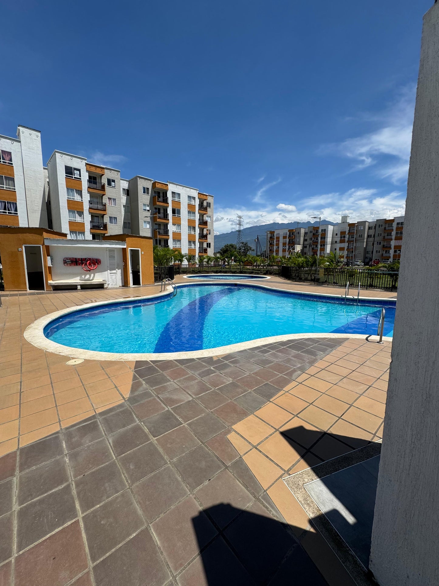 APARTAMENTO EN VENTA AMOBLADO O VACÍO EN CAMINOS DE PANGOLA JAMUNDI