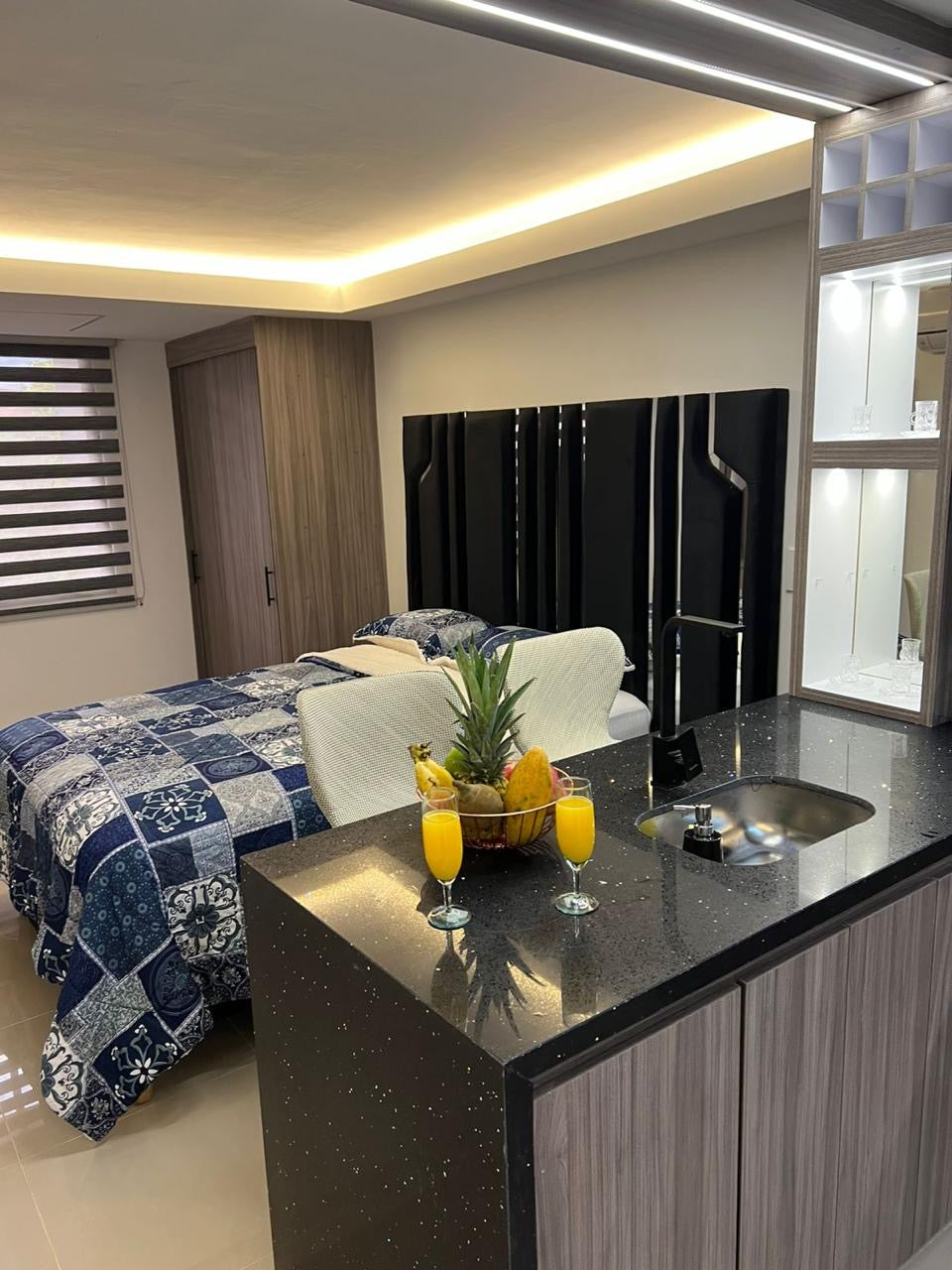 EDIFICIO DE APARTAESTUDIOS EN VENTA AL SUR DE CALI