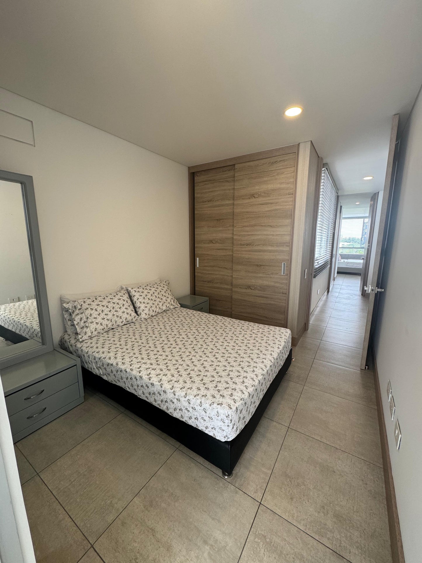 APARTAMENTO AMOBLADO EN RENTA CIUDAD JARDÍN CALI