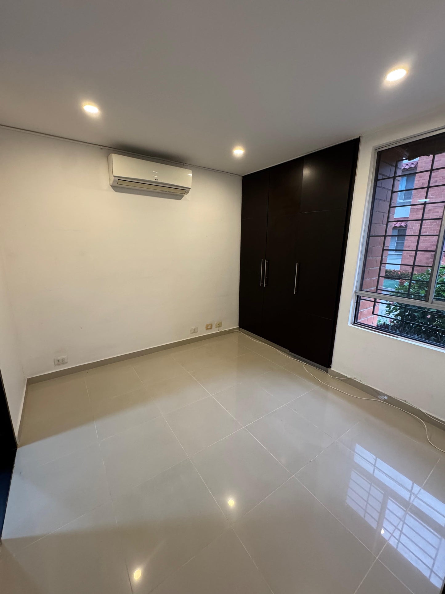 CASA EN VENTA UNIDAD SOL DE PRIMAVERA JAMUNDI