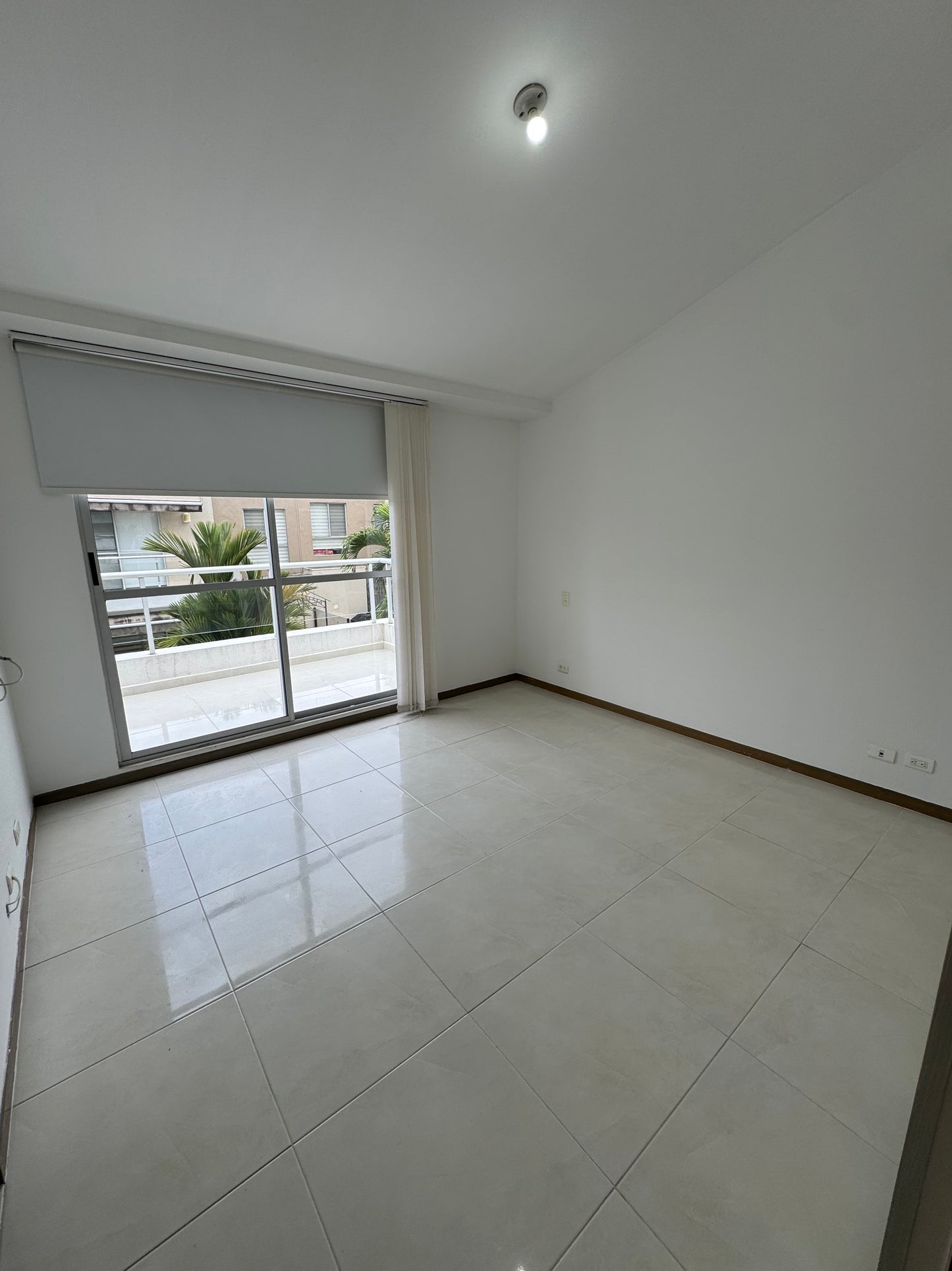 CASA EN VENTA O RENTA EN CASA CAMPO ALFAGUARA JAMUNDI