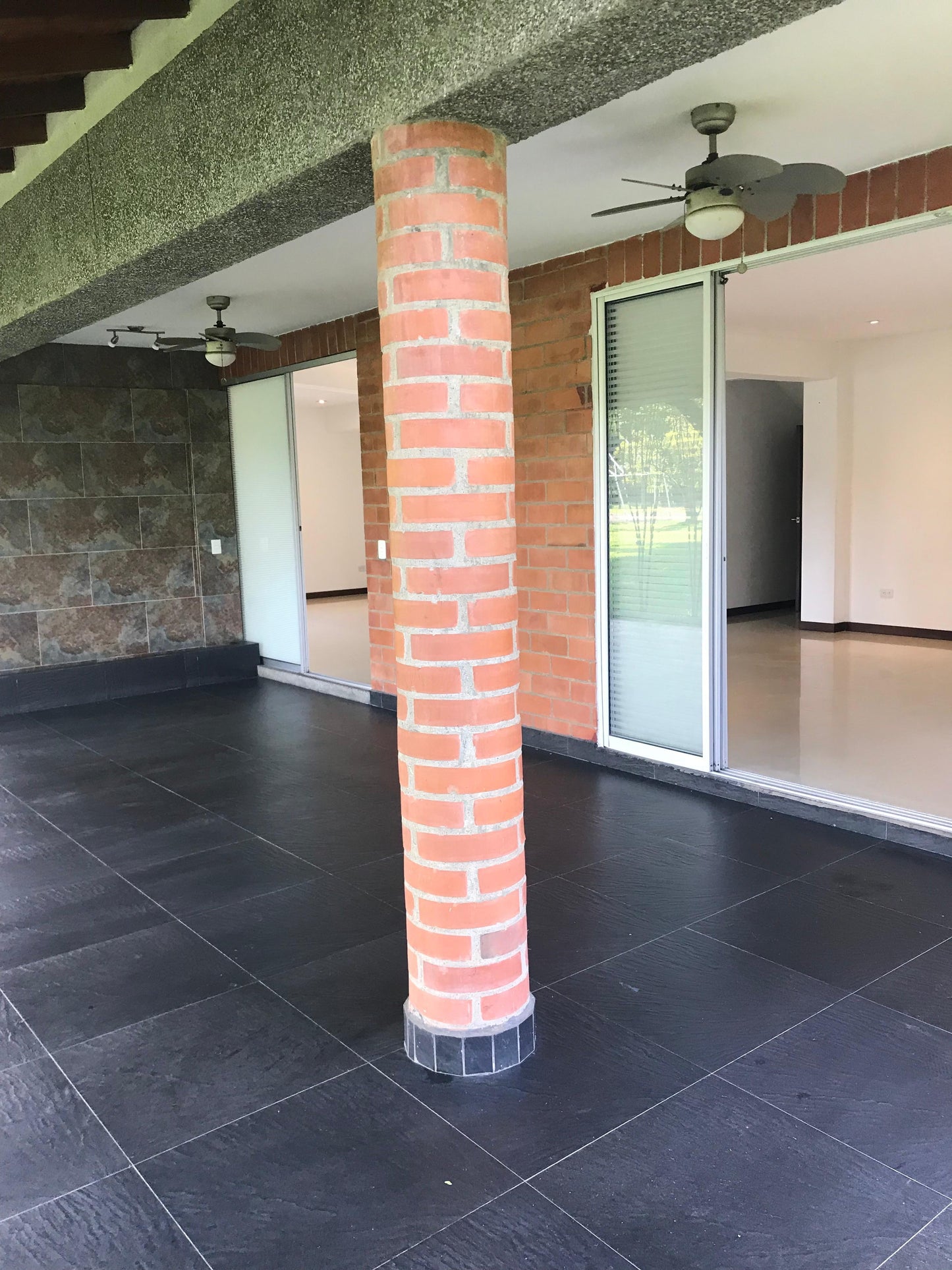 CASA EN RENTA EN GUADUALES DE LAS MERCEDES ALFAGUARA JAMUNDI