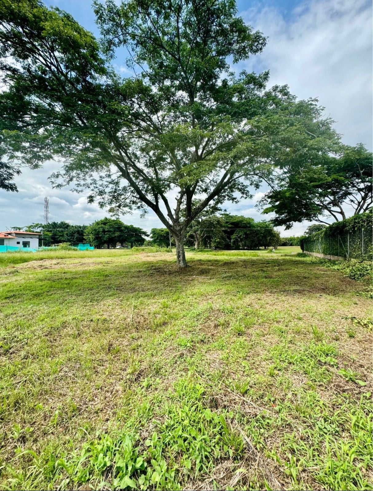 LOTE EN VENTA EN CONDOMINIO LA MORADA JAMUNDI