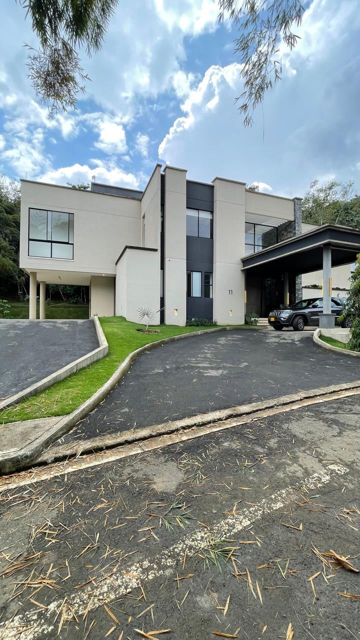 CASA EN VENTA EN PANCE CALI