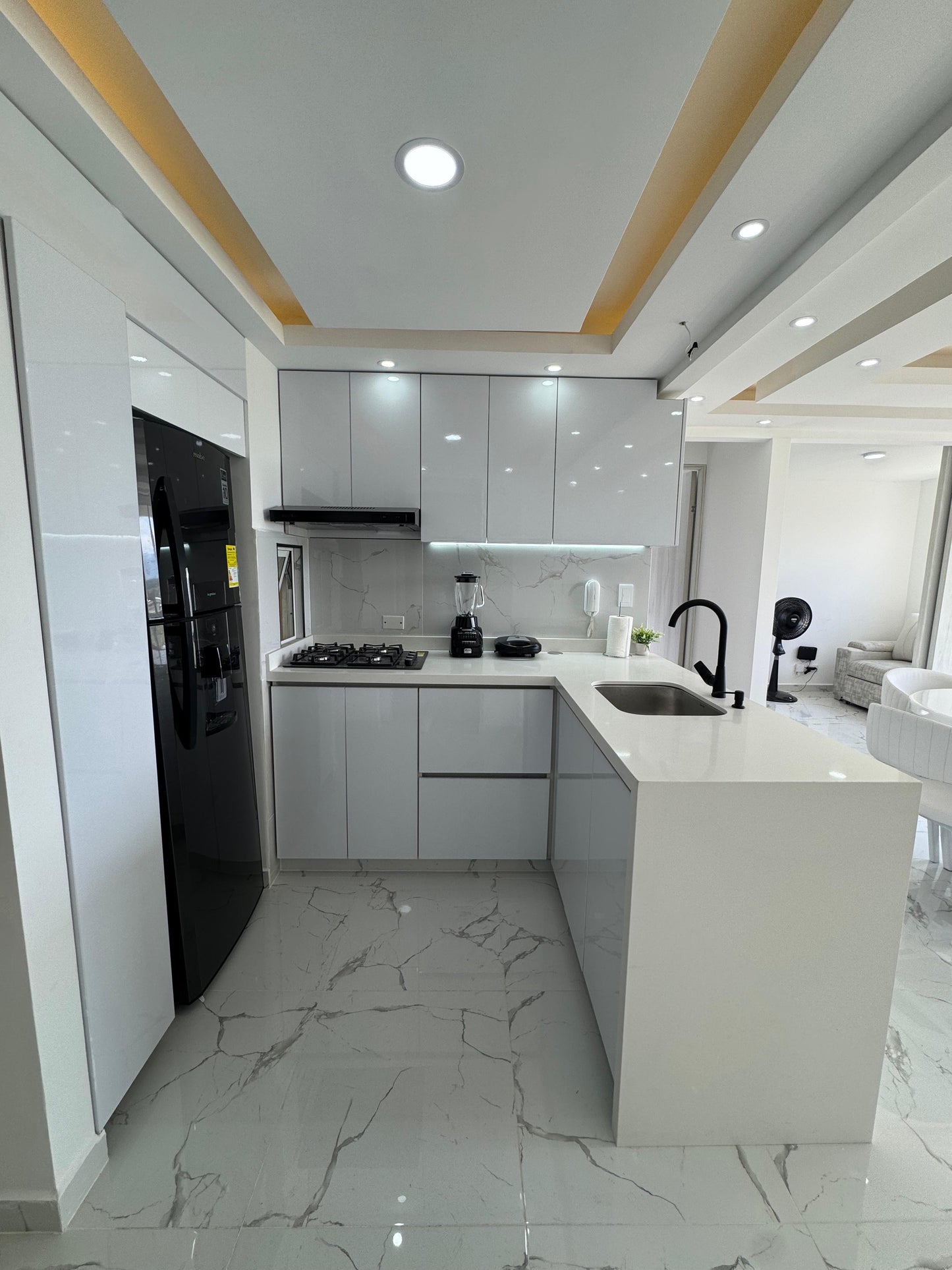 APARTAMENTO AMOBLADO EN ALQUILER SUR DE CALI BOCHALEMA