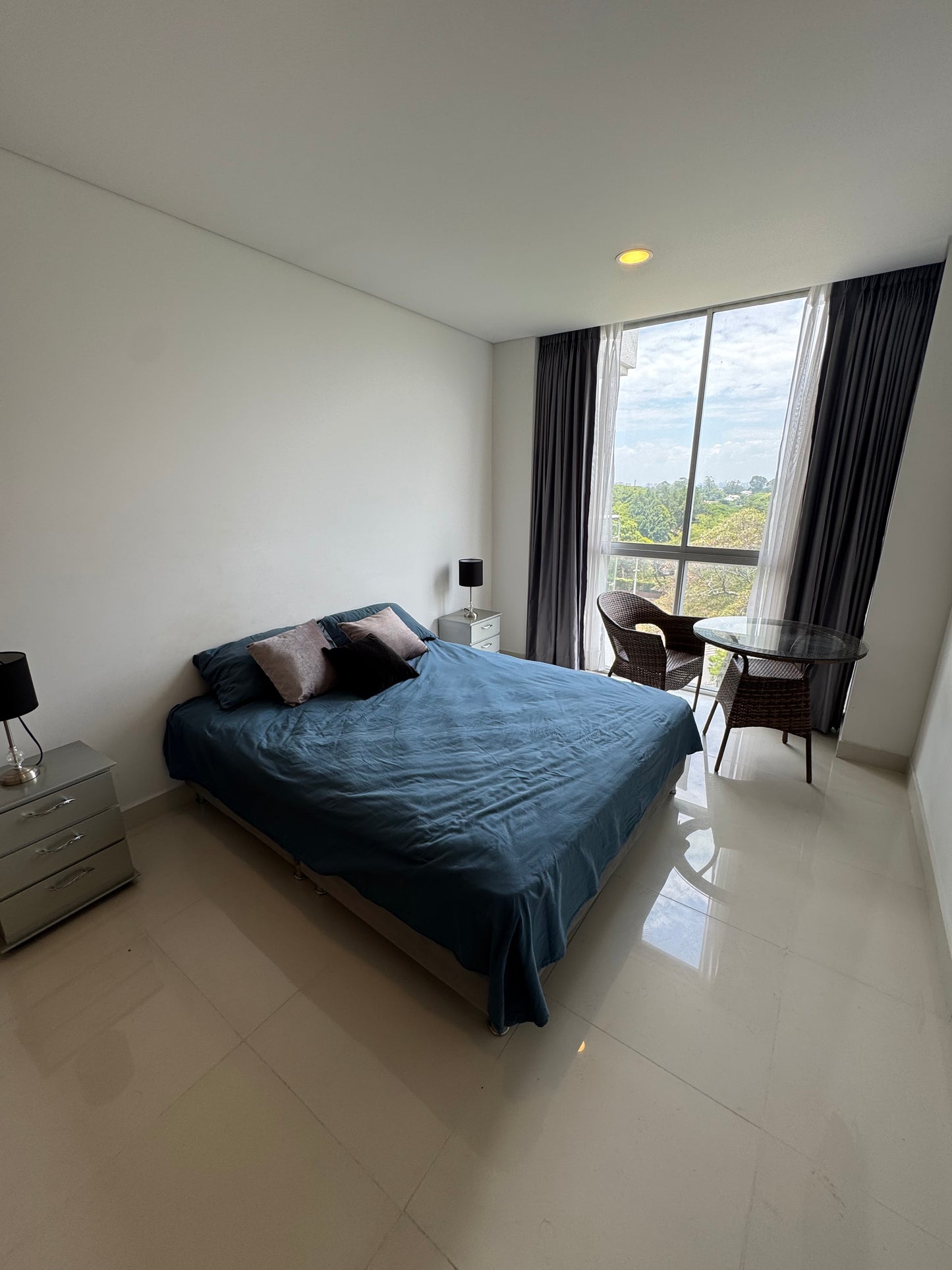 APARTAMENTO AMOBLADO EN ALQUILER NUEVA TEQUENDAMA CALI torre cosmoplaza