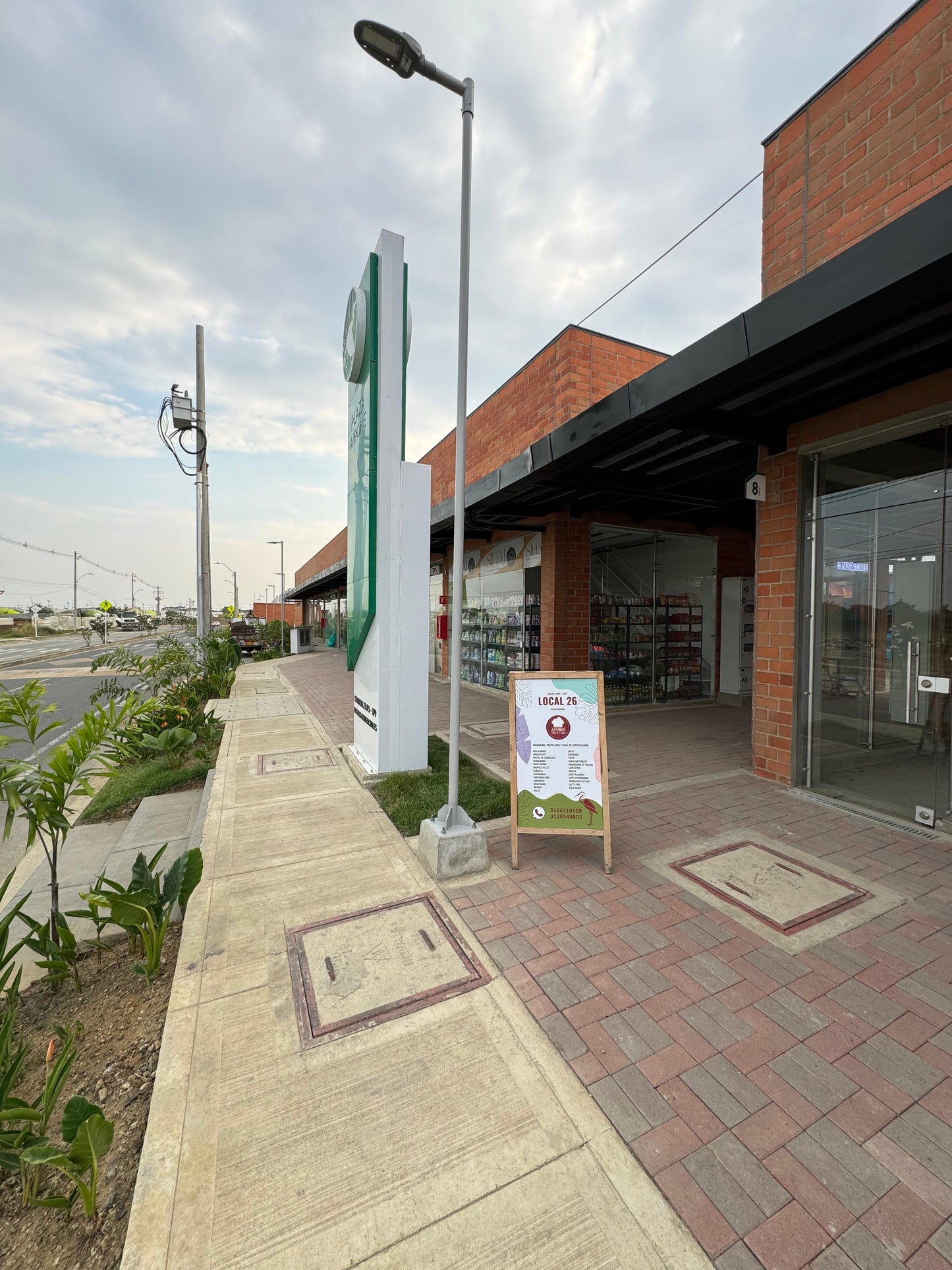 LOCAL EN VENTA PARQUE NATURA JAMUNDI