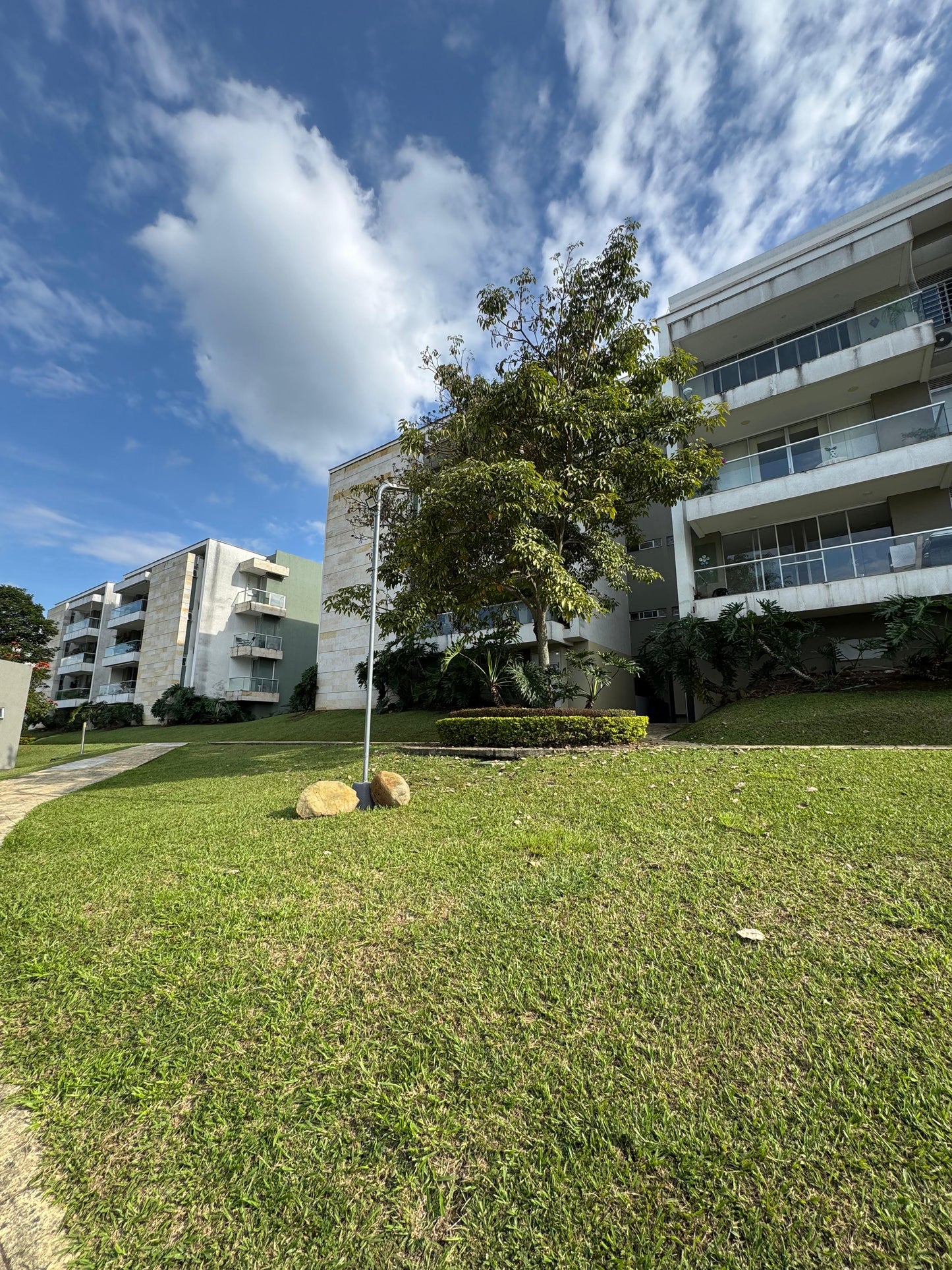 APARTAMENTO EN VENTA PANCE CALI