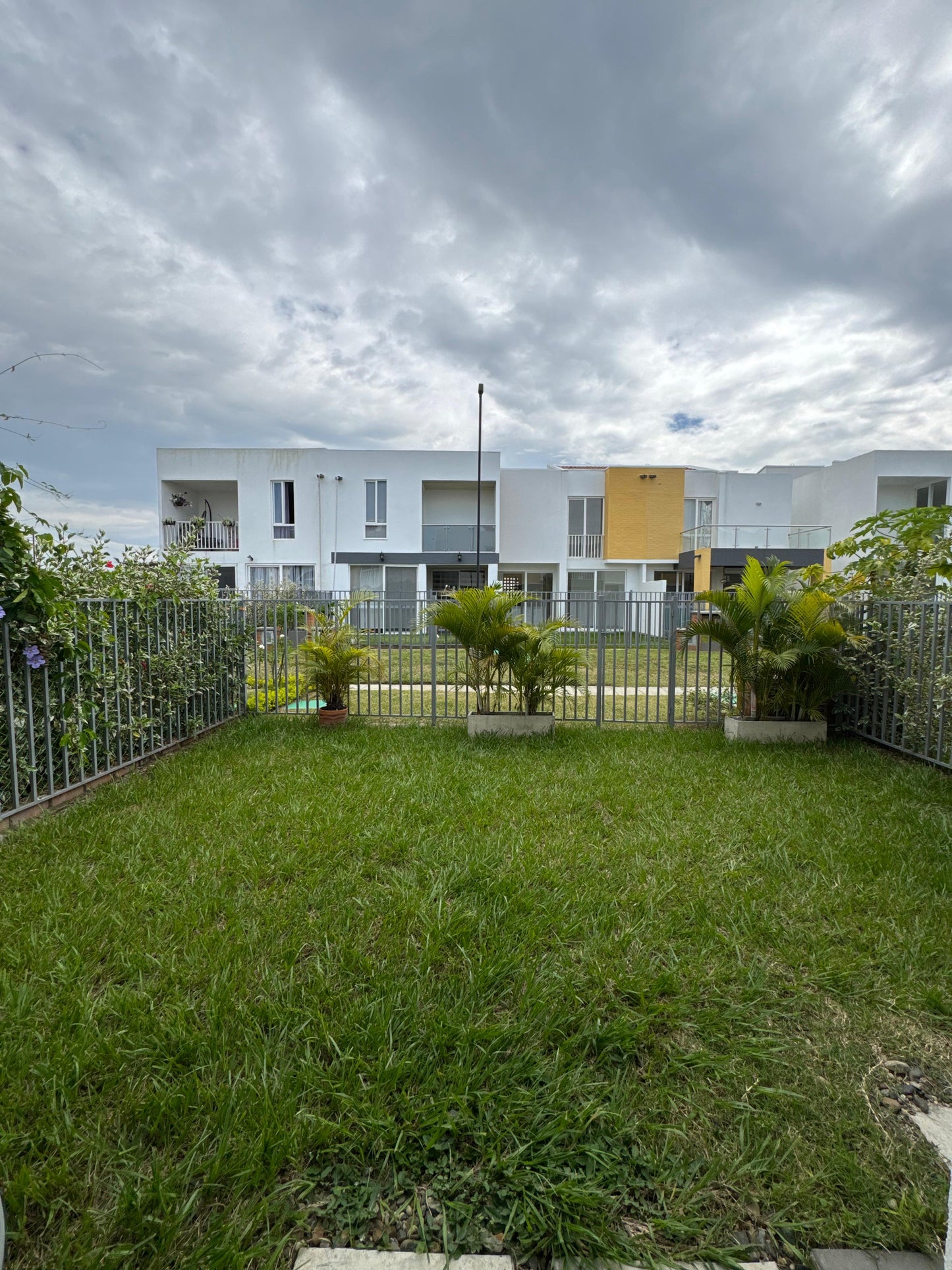 CASA EN VENTA EN EL CASTILLO JAMUNDI