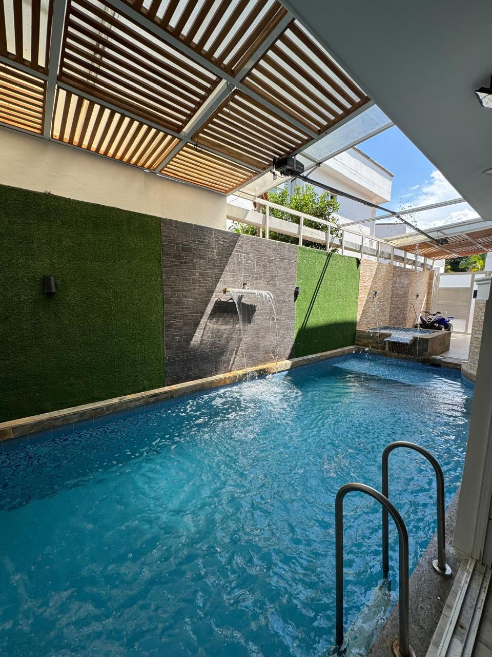 CASA A LA VENTA EN CIUDAD JARDÍN CALI