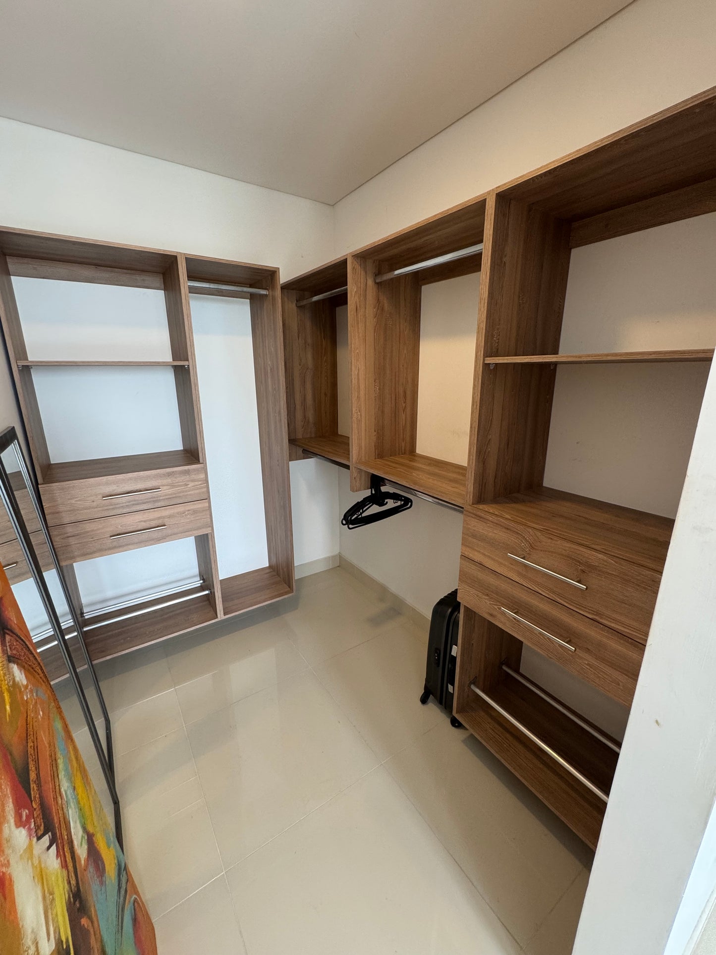 APARTAMENTO AMOBLADO EN ALQUILER NUEVA TEQUENDAMA CALI torre cosmoplaza