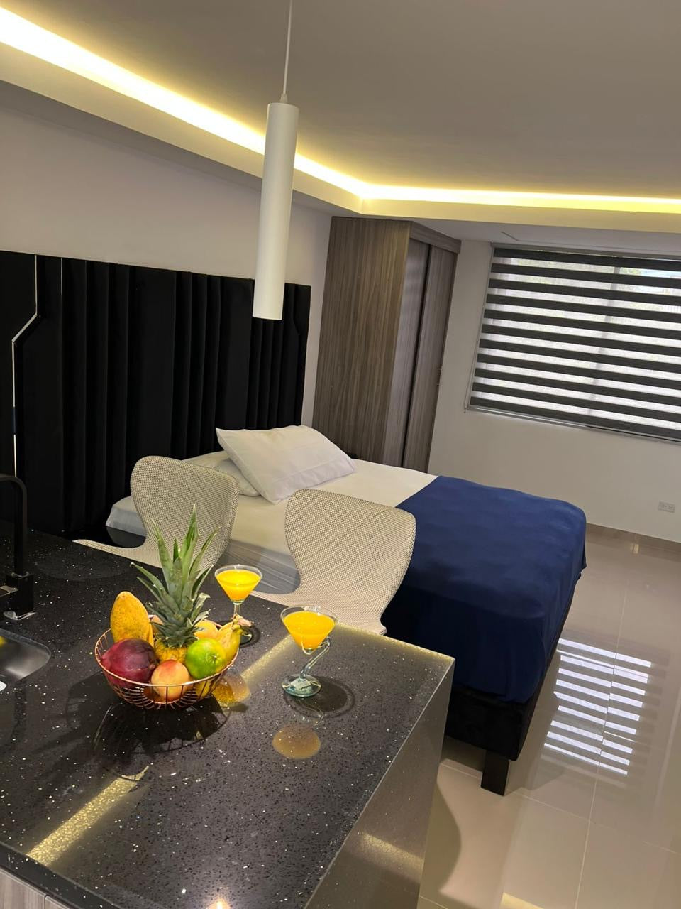 EDIFICIO DE APARTAESTUDIOS EN VENTA AL SUR DE CALI