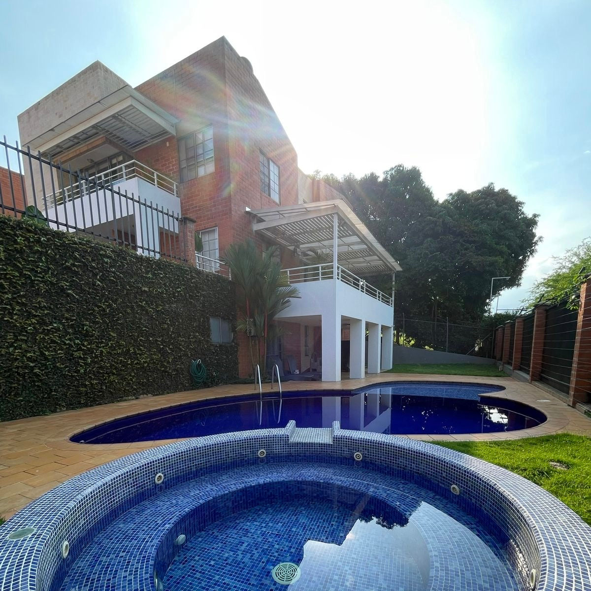 CASA EN VENTA EN PANCE CALI