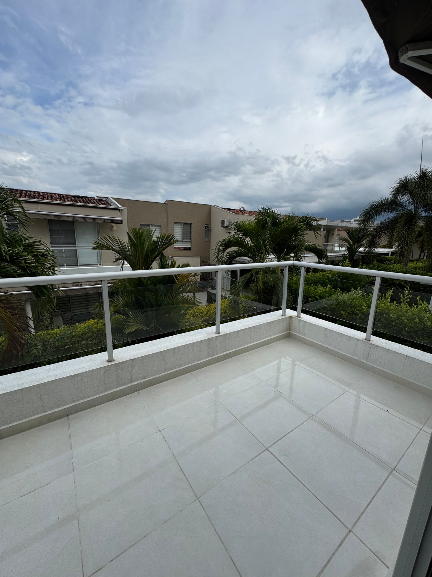 CASA EN VENTA O RENTA EN CASA CAMPO ALFAGUARA JAMUNDI