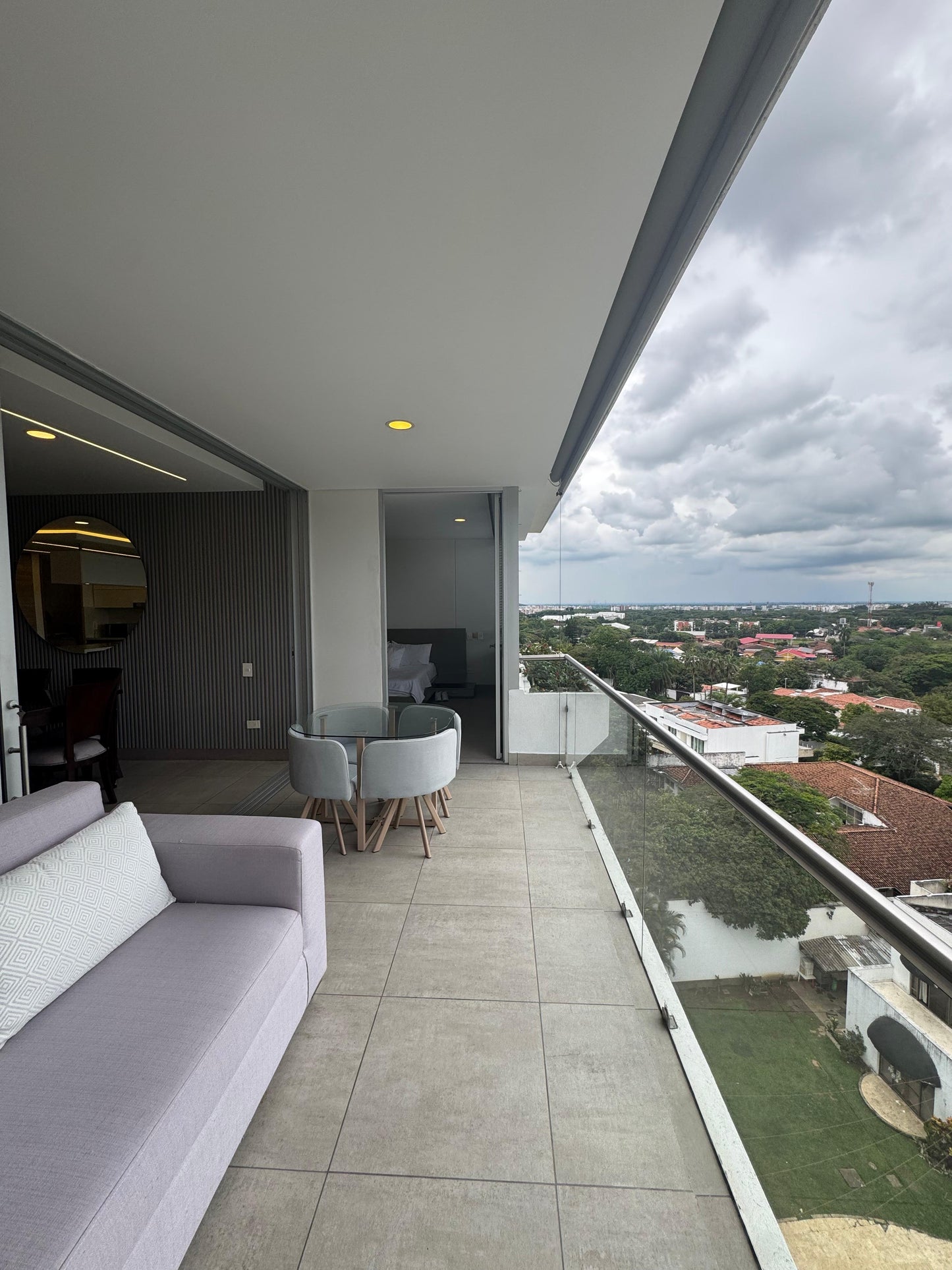 APARTAMENTO AMOBLADO EN RENTA CIUDAD JARDÍN CALI