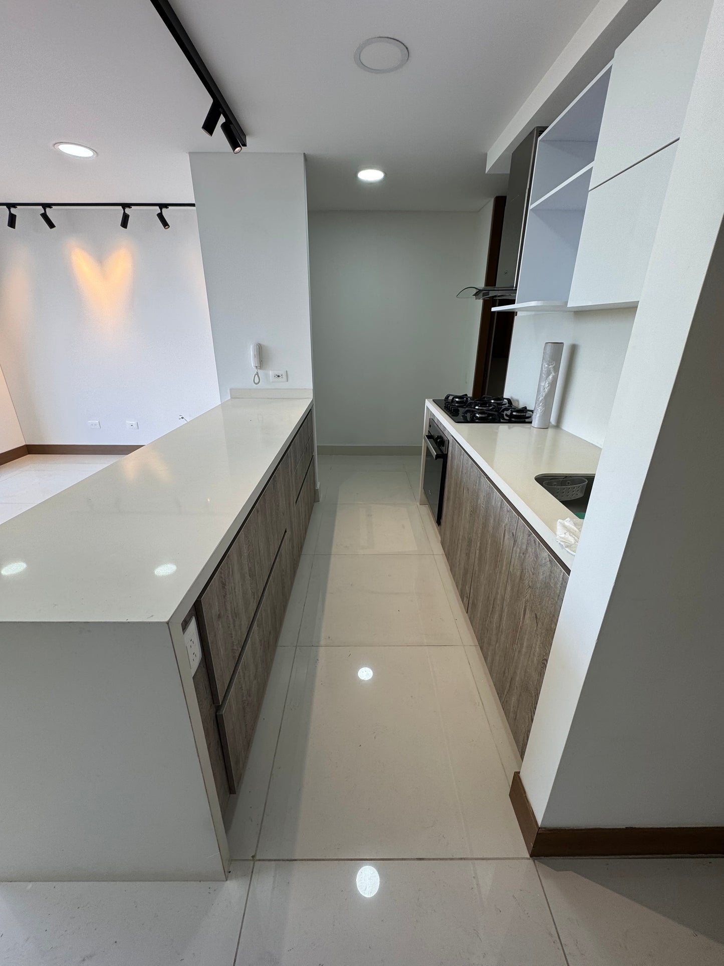 APARTAMENTO EN RENTA CIUDAD JARDÍN PARTE ALTA CALI