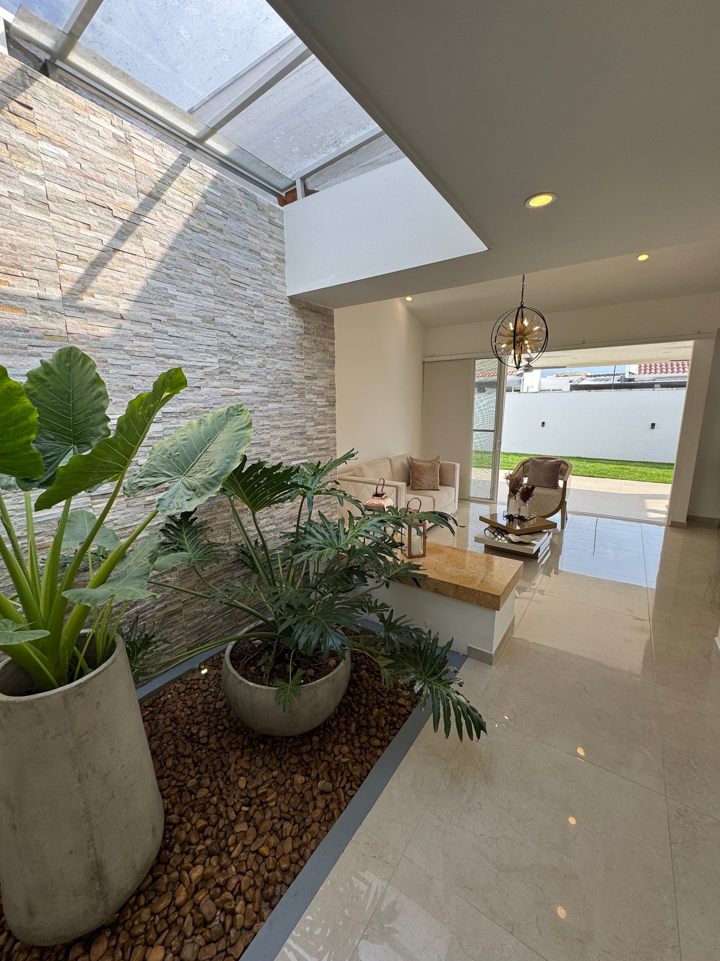 CASA A LA VENTA EN EL CASTILLO JAMUNDI