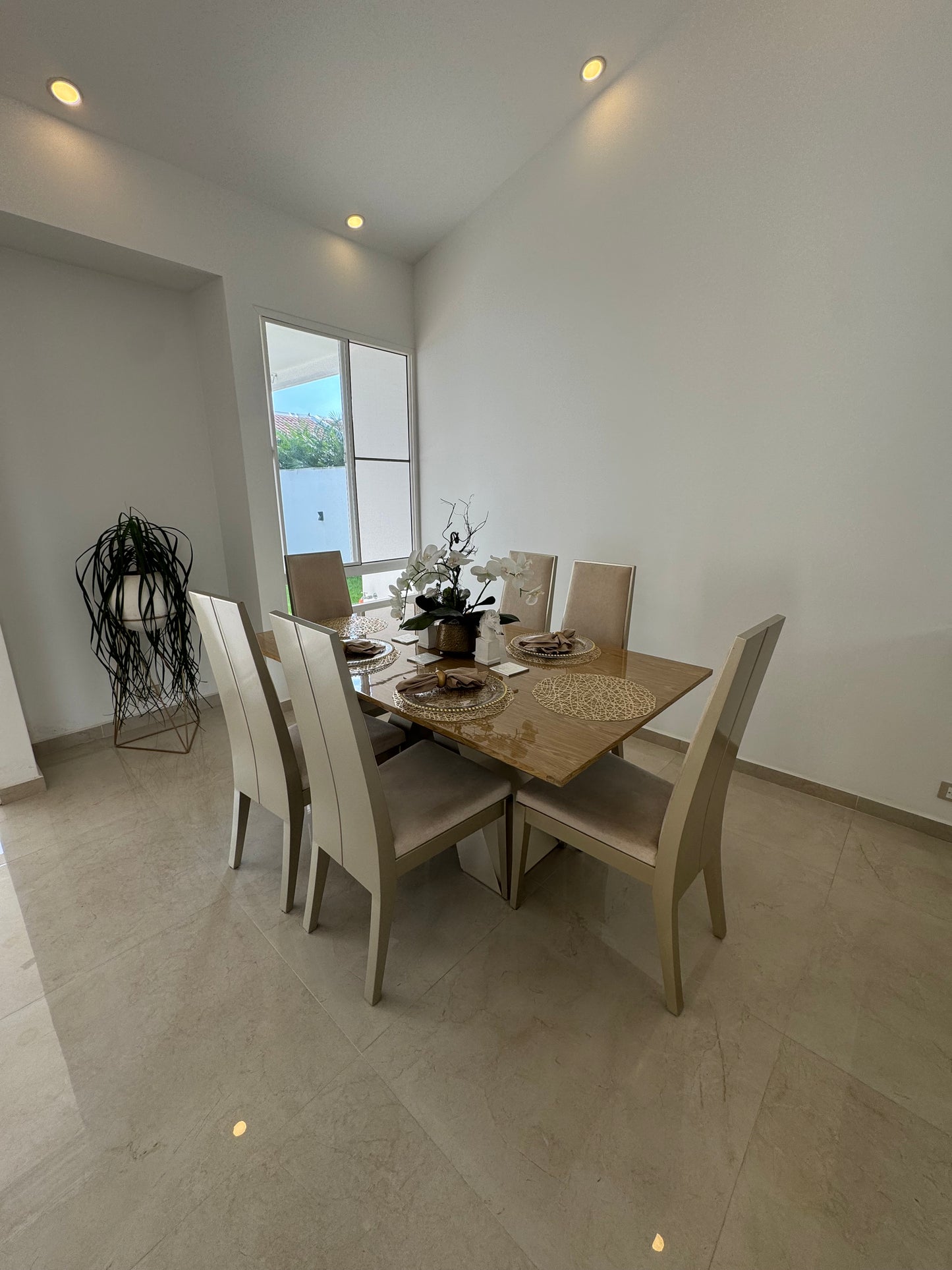 CASA A LA VENTA EN EL CASTILLO JAMUNDI