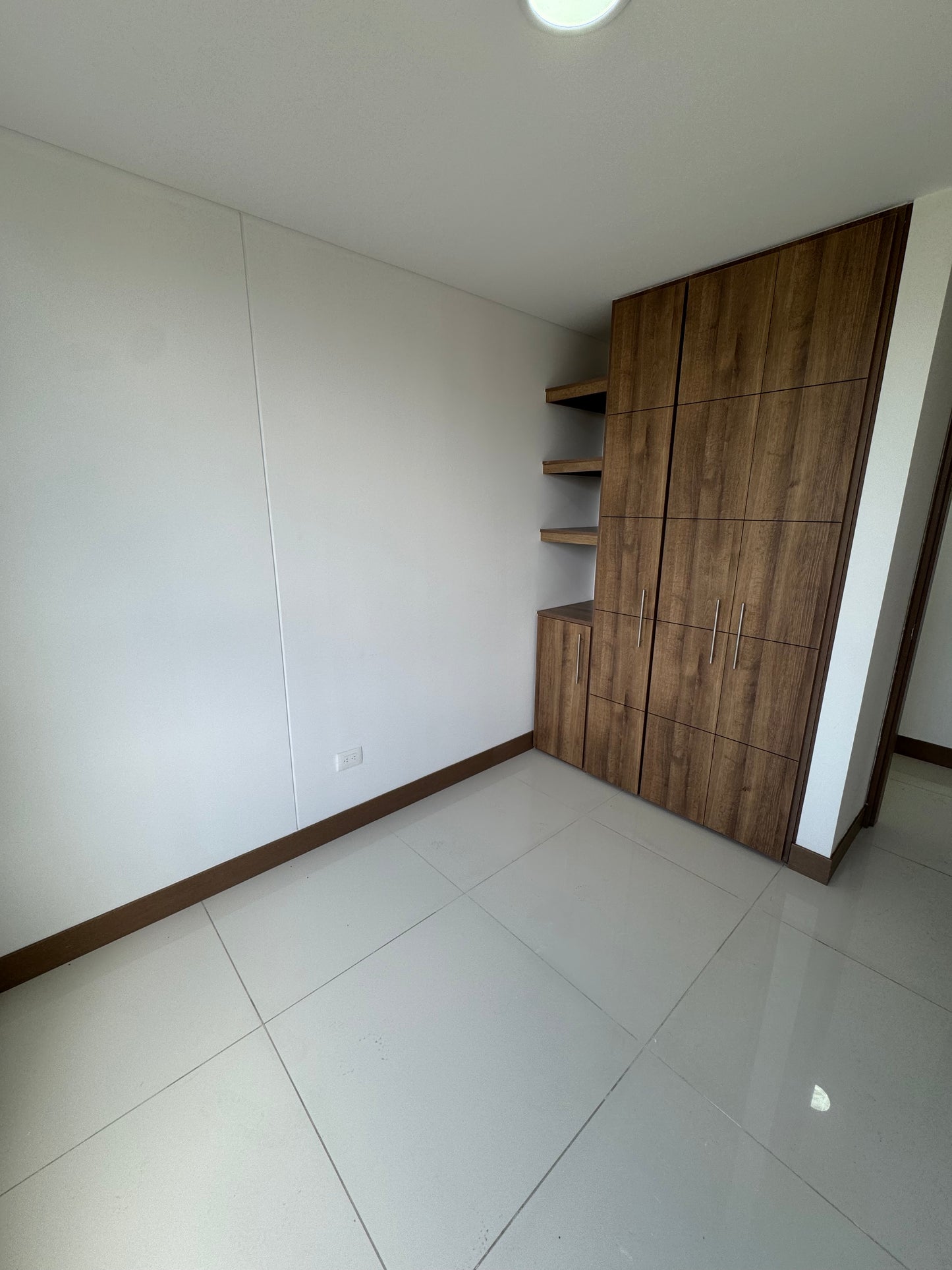 APARTAMENTO EN RENTA CIUDAD JARDÍN PARTE ALTA CALI