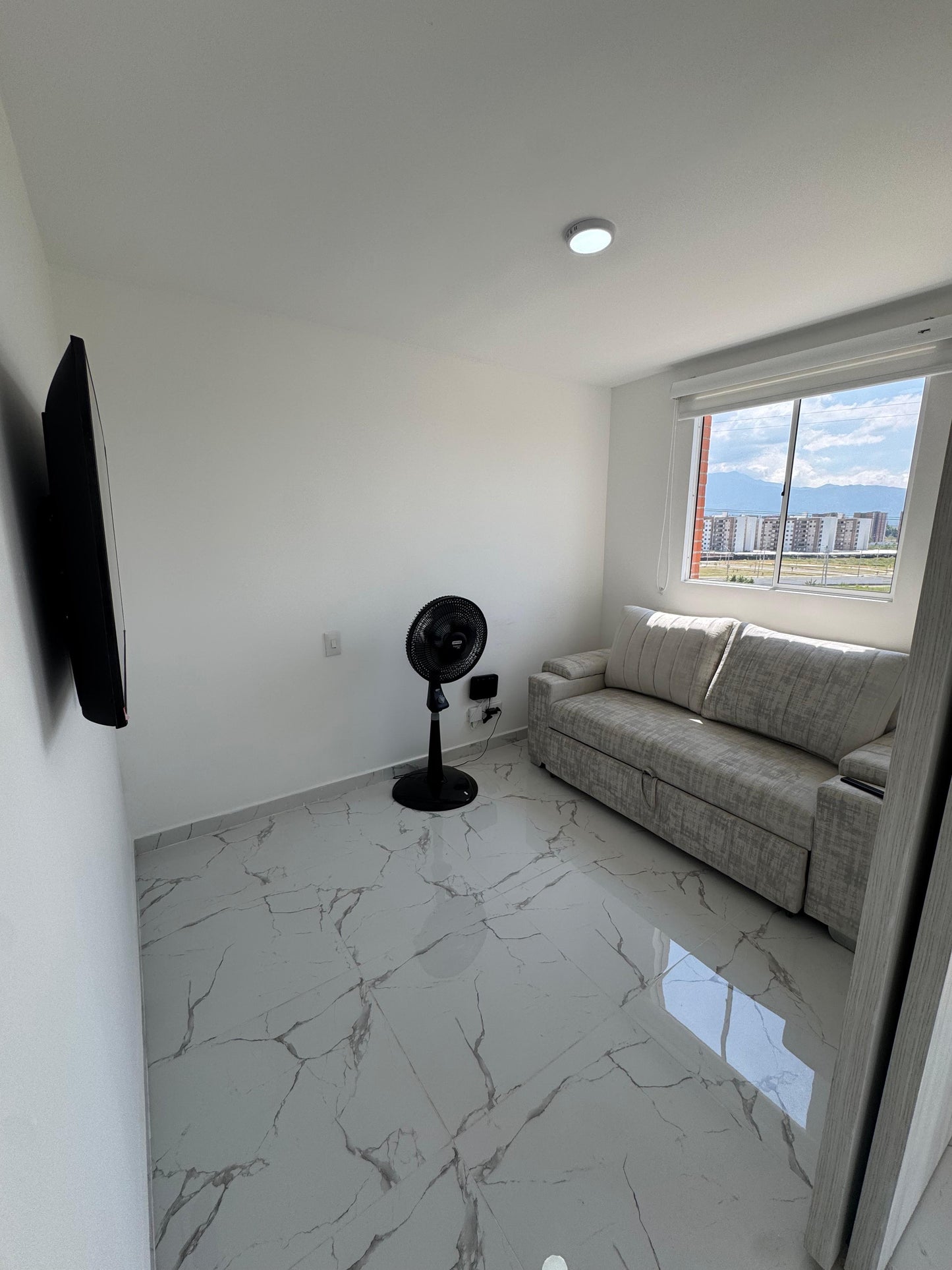 APARTAMENTO AMOBLADO EN ALQUILER SUR DE CALI BOCHALEMA