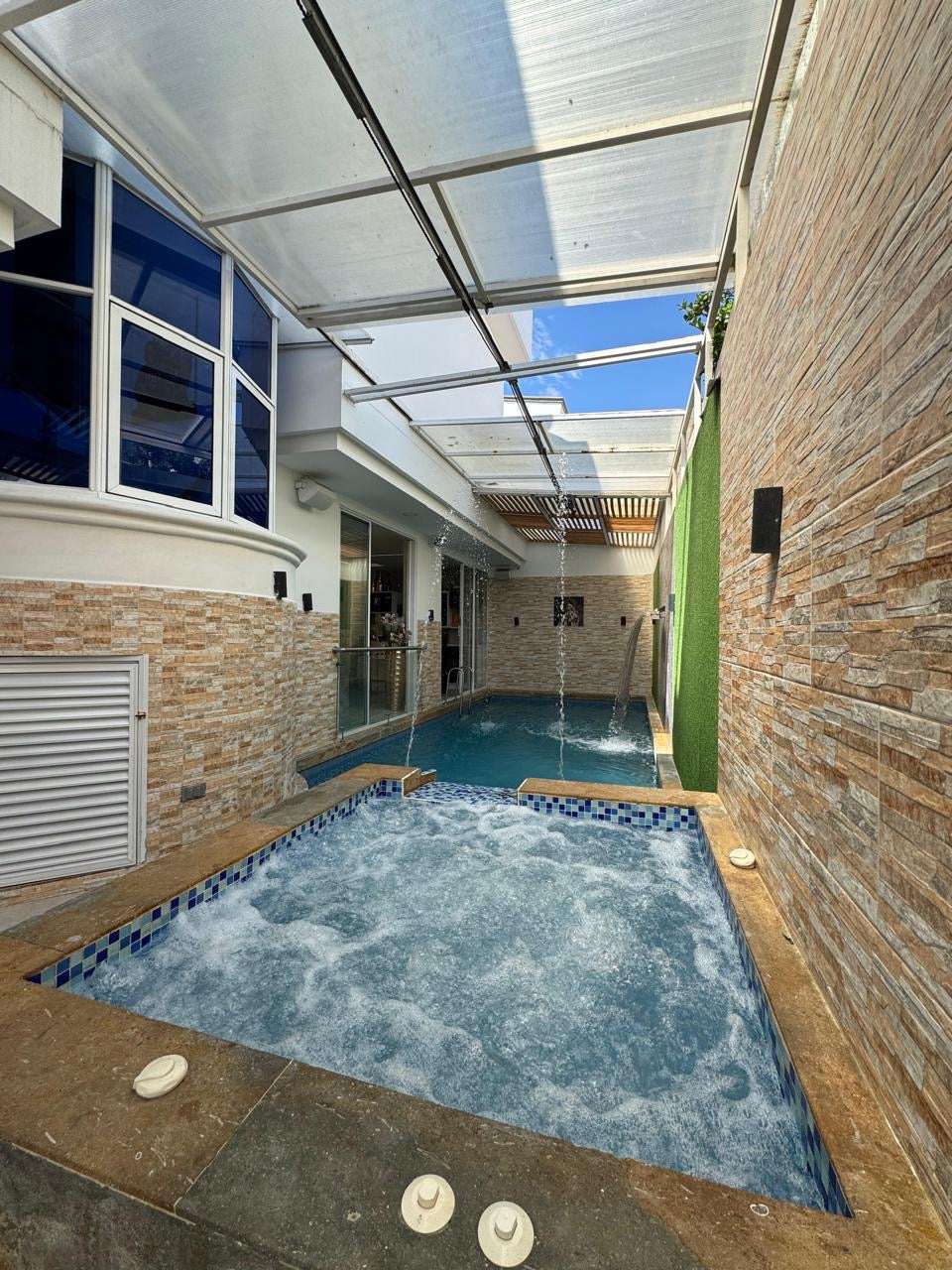 CASA A LA VENTA EN CIUDAD JARDÍN CALI