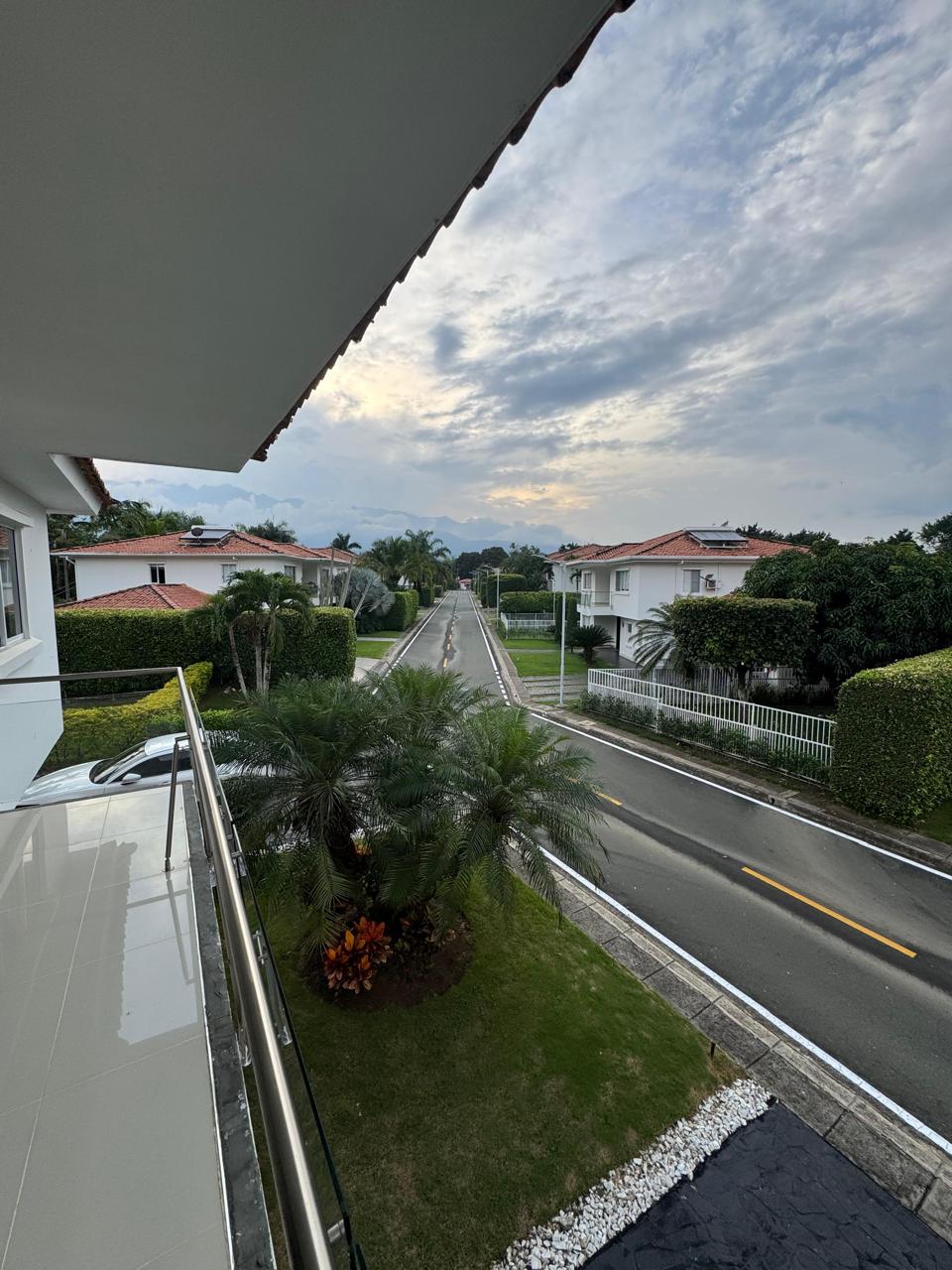 CASA EN VENTA EN CONDOMINIO PANCE CALI