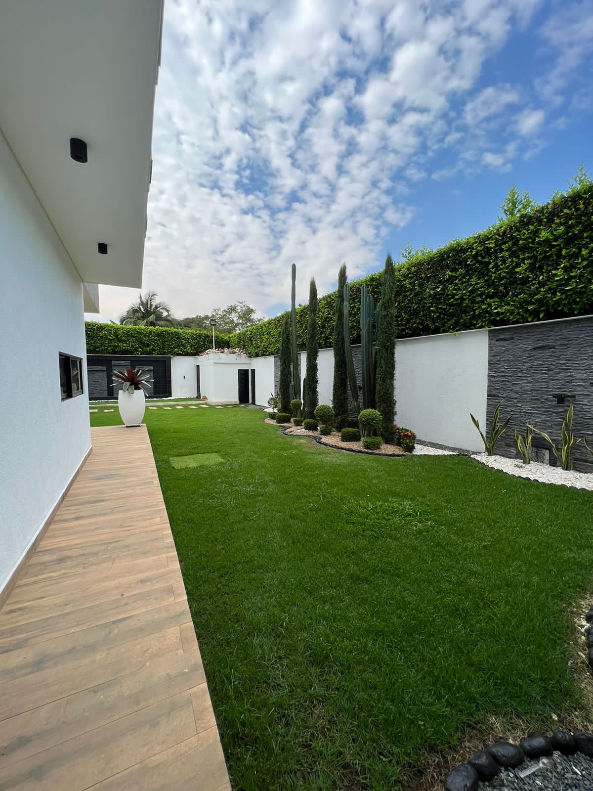 SE VENDE ESPECTACULAR CASA EN PANCE-CALI