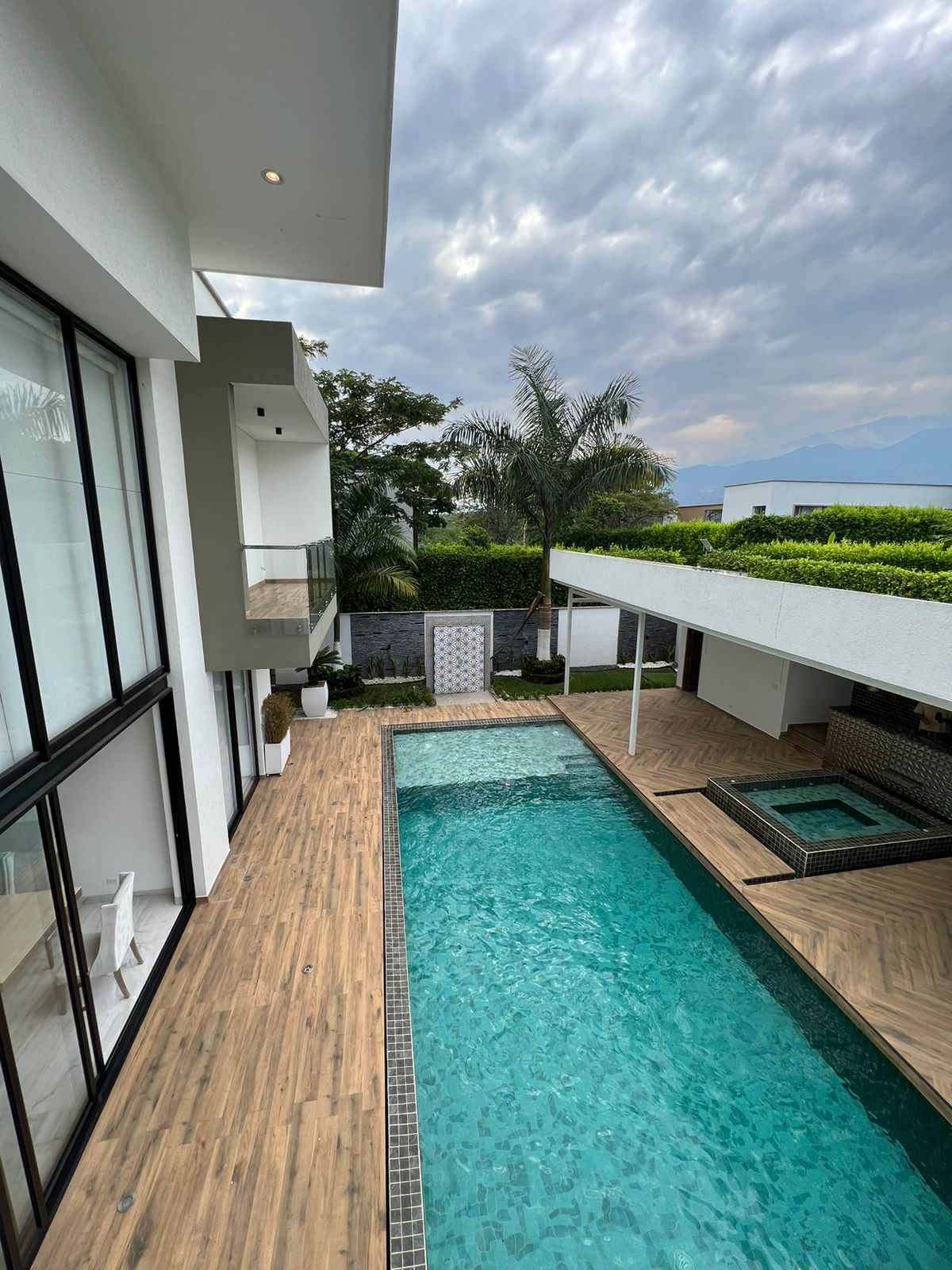 SE VENDE ESPECTACULAR CASA EN PANCE-CALI