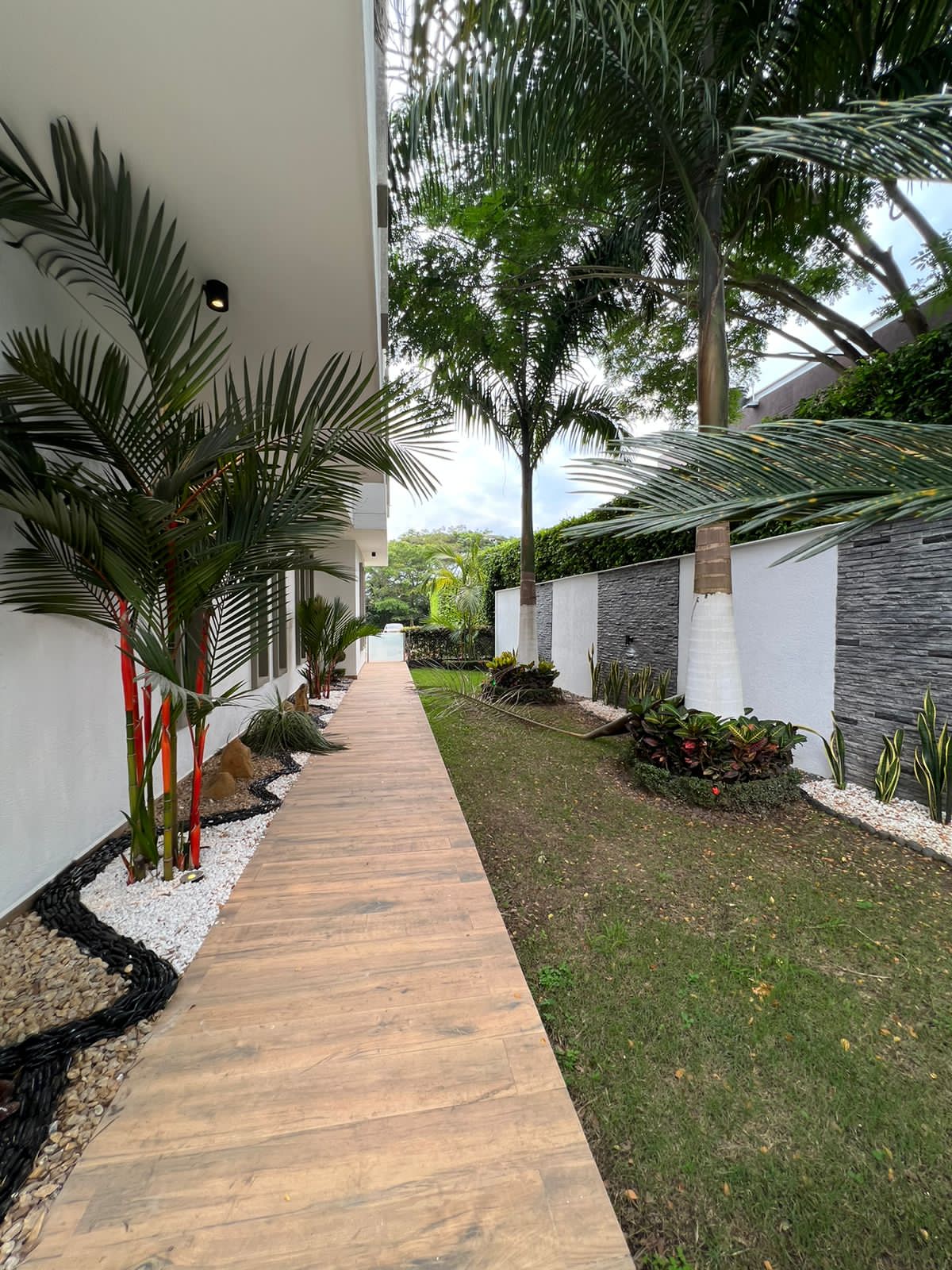 SE VENDE ESPECTACULAR CASA EN PANCE-CALI