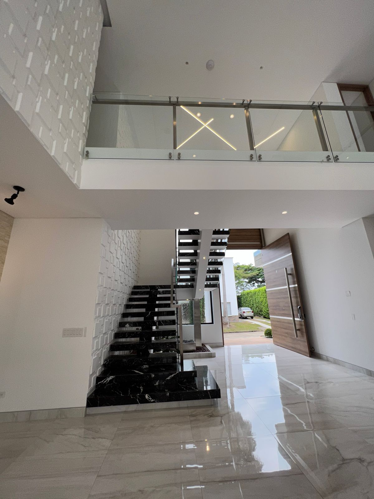 SE VENDE ESPECTACULAR CASA EN PANCE-CALI