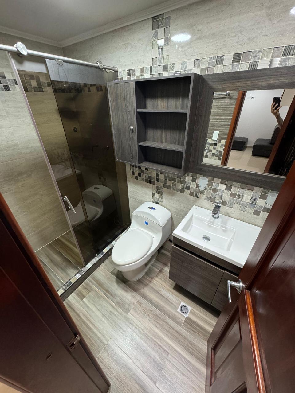 SE VENDE CASA EN EL BARRIO LIMONAR-CALI
