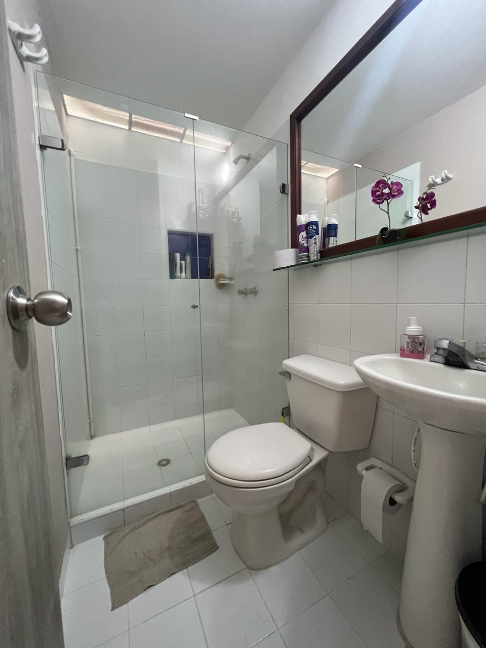 SE VENDE CASA EN EL LIMONAR CALI