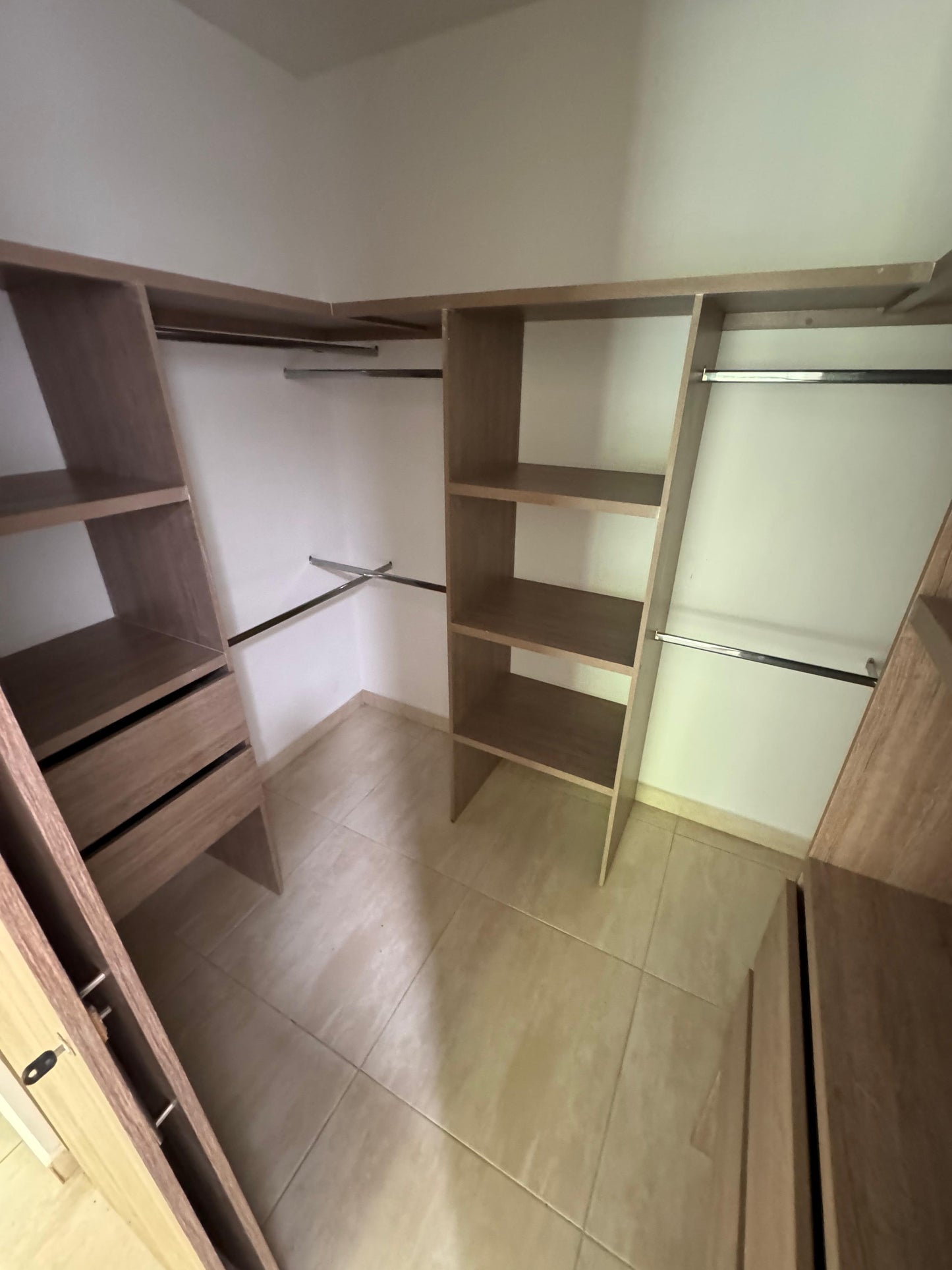 CASA EN VENTA PARA ESTRENAR EN CONDOMINIO JAMUNDI