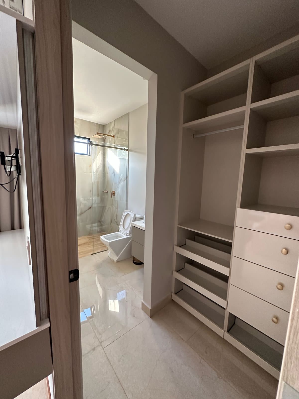 SE VENDE CASA LUXURY EN PARCELACIÓN LA BUITRERA CALI