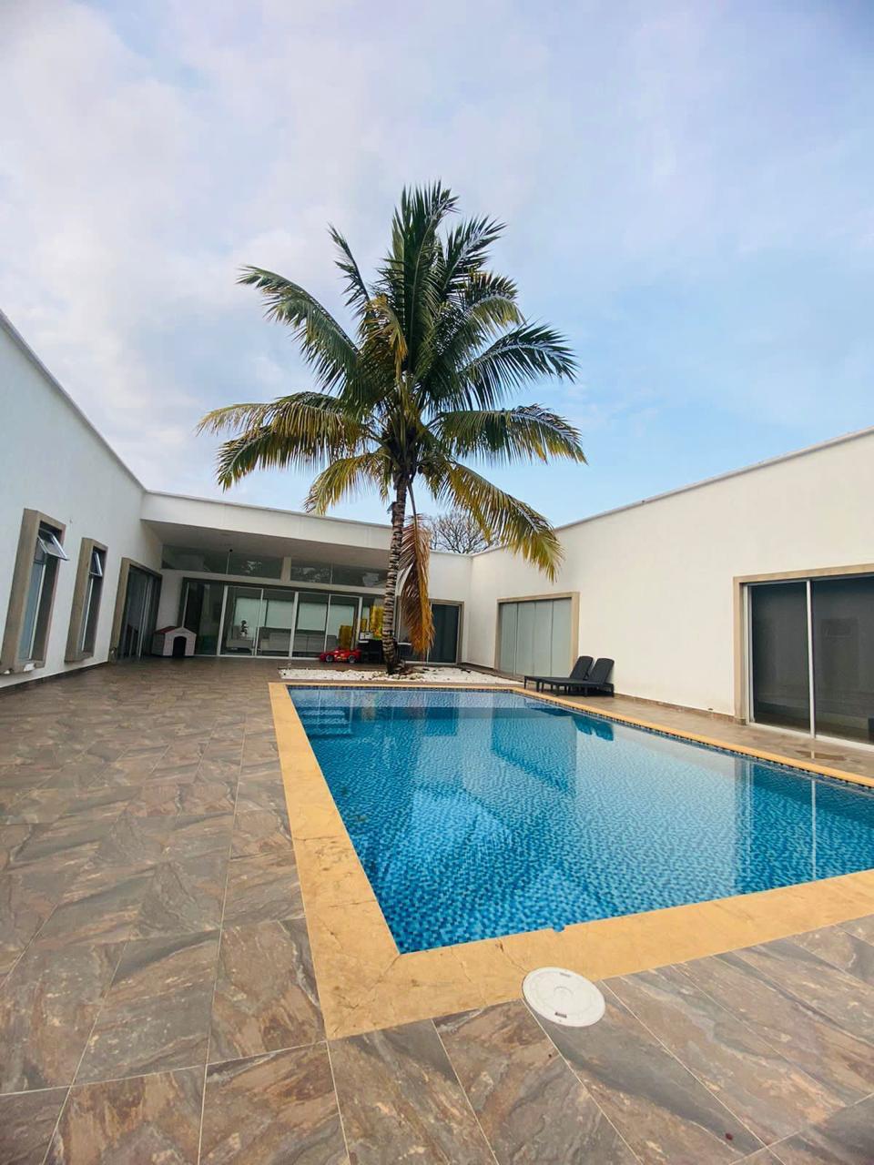 SE VENDE CASA EN CONDOMINIO SECTOR LAS MERCEDES JAMUNDÍ