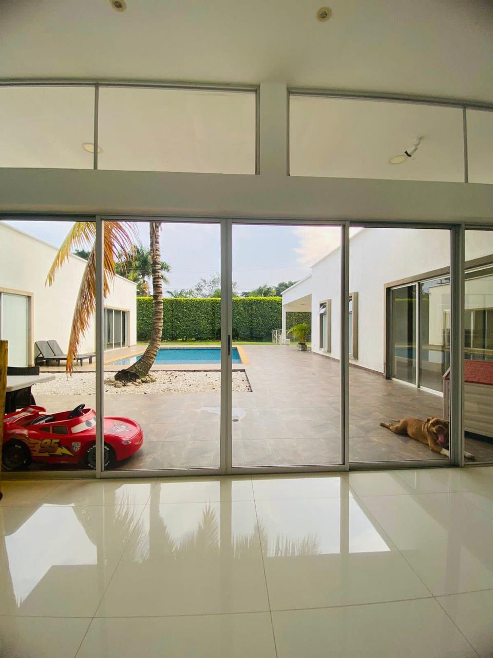 SE VENDE CASA EN CONDOMINIO SECTOR LAS MERCEDES JAMUNDÍ