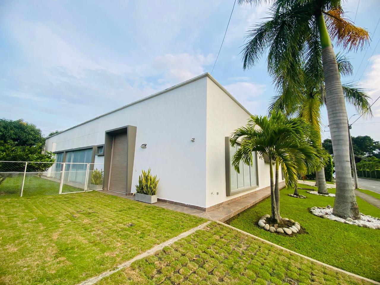 SE VENDE CASA EN CONDOMINIO SECTOR LAS MERCEDES JAMUNDÍ