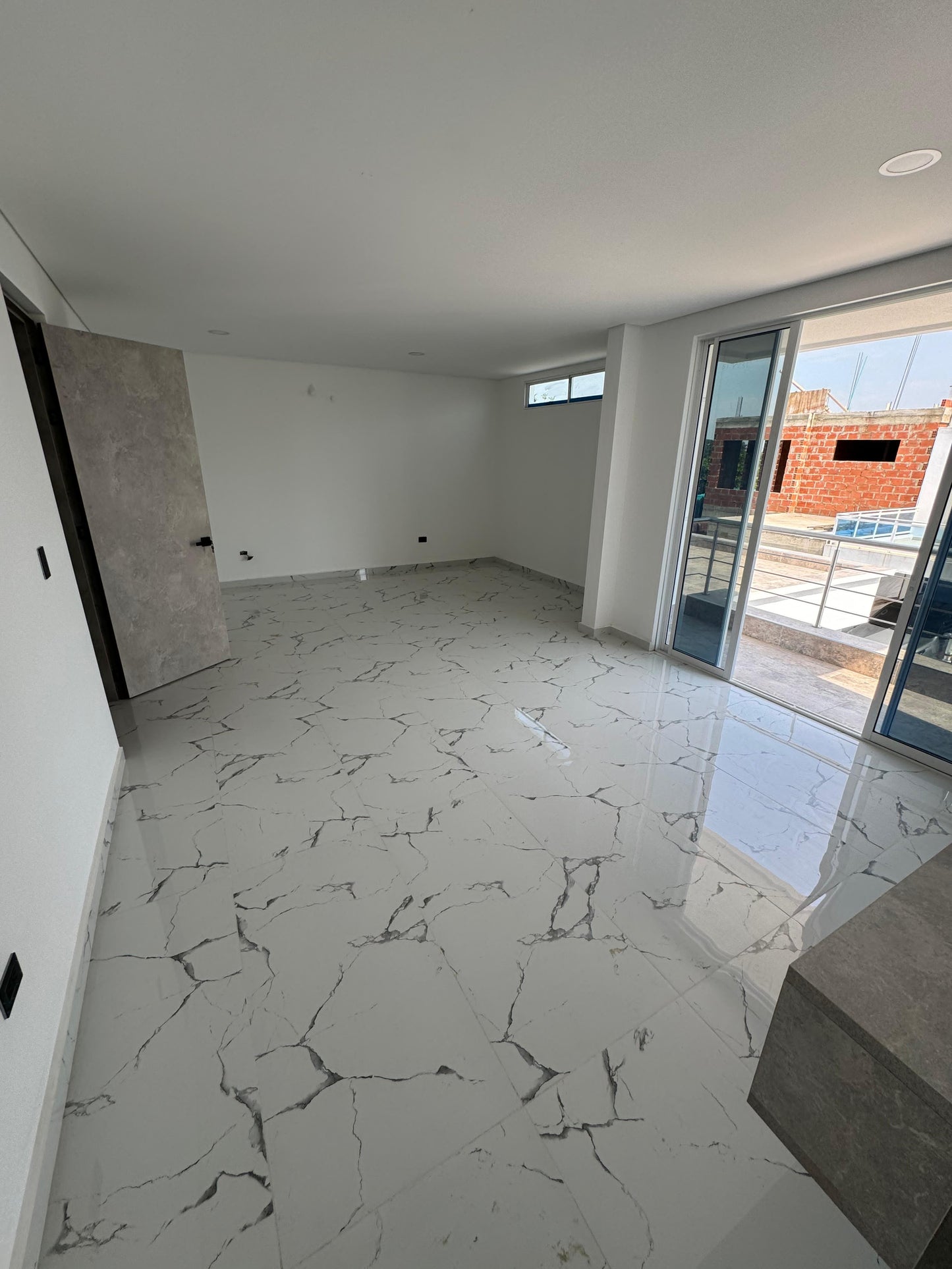 SE VENDE CASA PARA ESTRENAR EN ALFAGUARA-JAMUNDÍ
