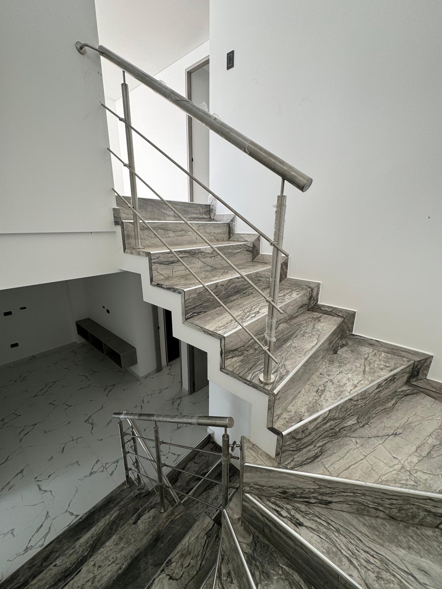 SE VENDE CASA PARA ESTRENAR EN ALFAGUARA-JAMUNDÍ