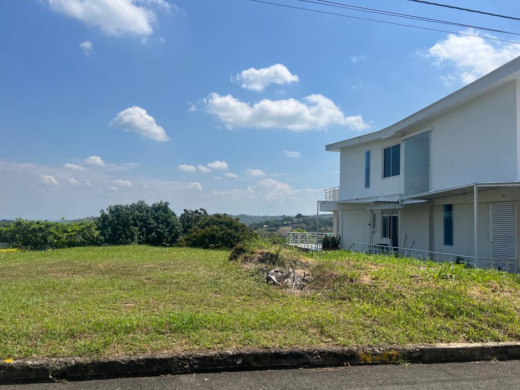 SE VENDE LOTE CONDOMINIO SUNVILLAGE POTRERITO JAMUNDI