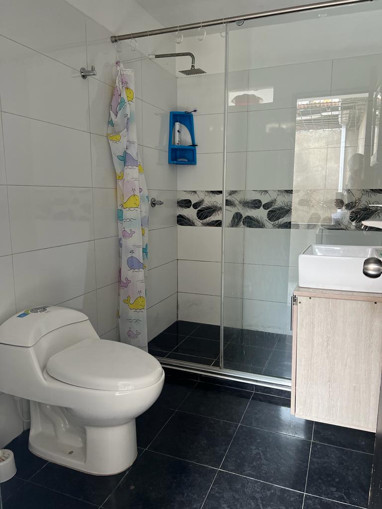 CASA DE DOS PISOS INDEPENDIENTES EN VENTA EN LA PRADERA JAMUNDI